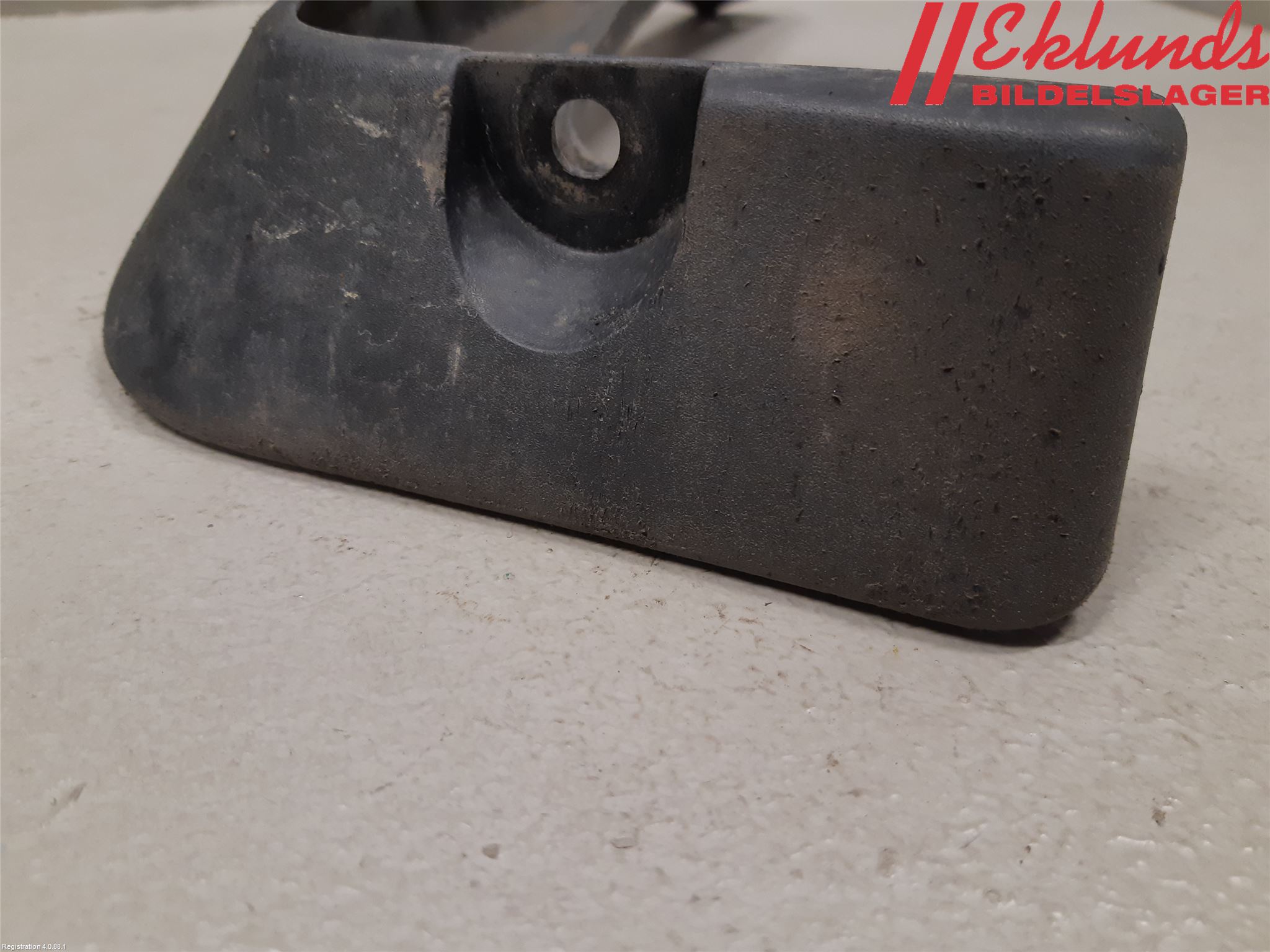 Hyundai SANTA FE 13-18 Stänkskydd