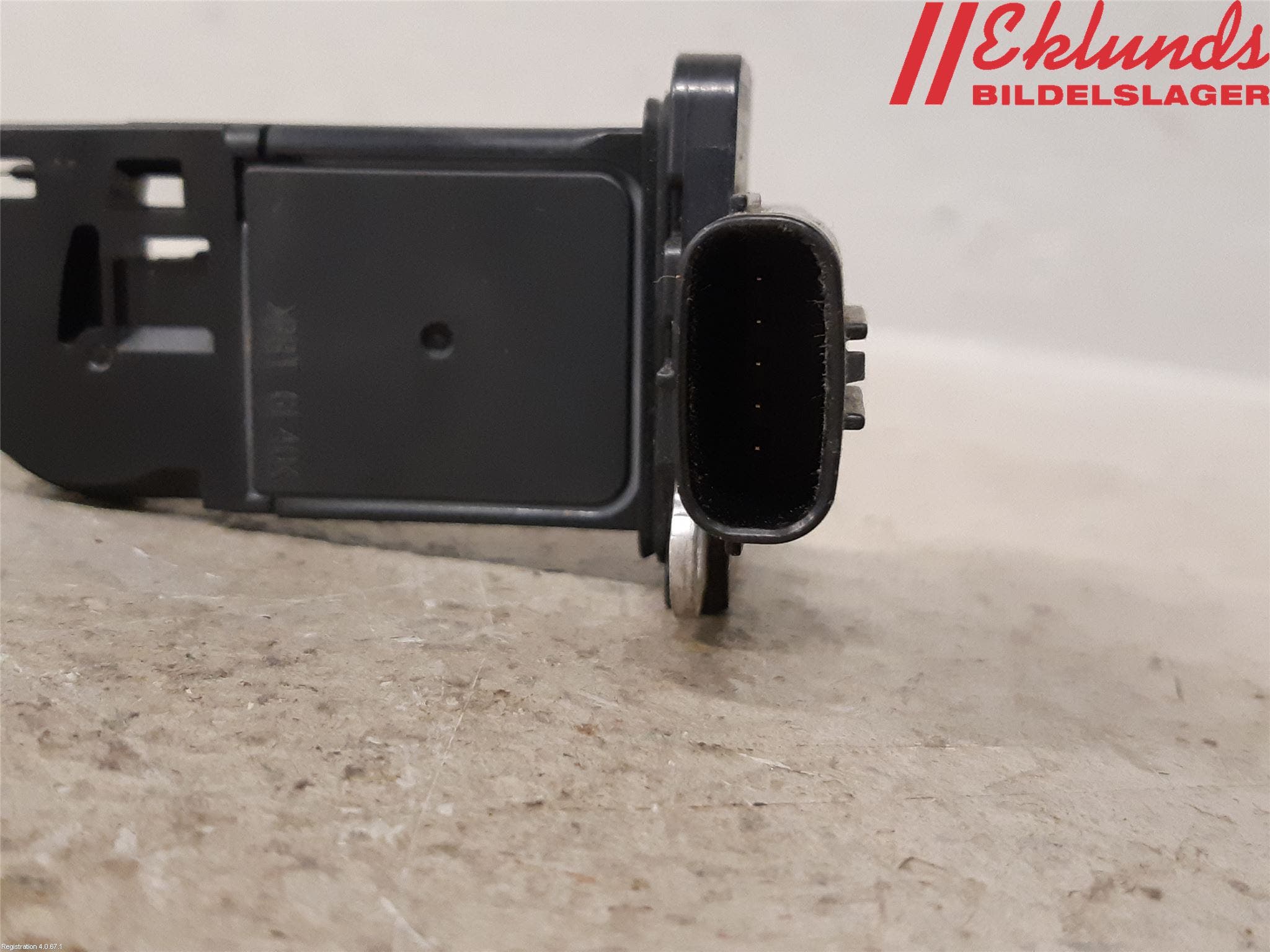 Toyota AVENSIS 09-15 Injluftmassamätare