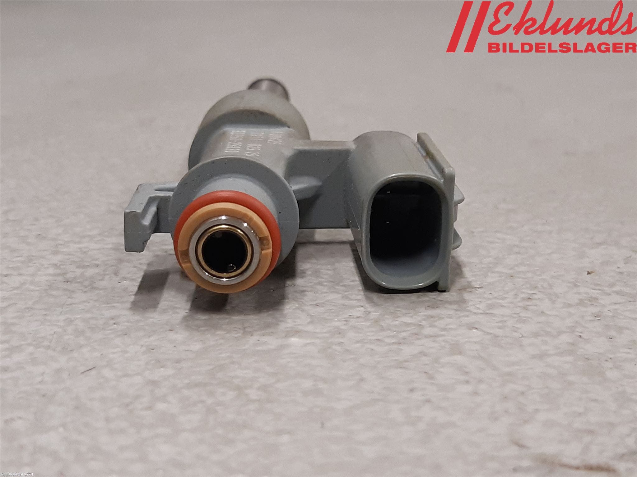 Toyota RAV4 19- Injspridare