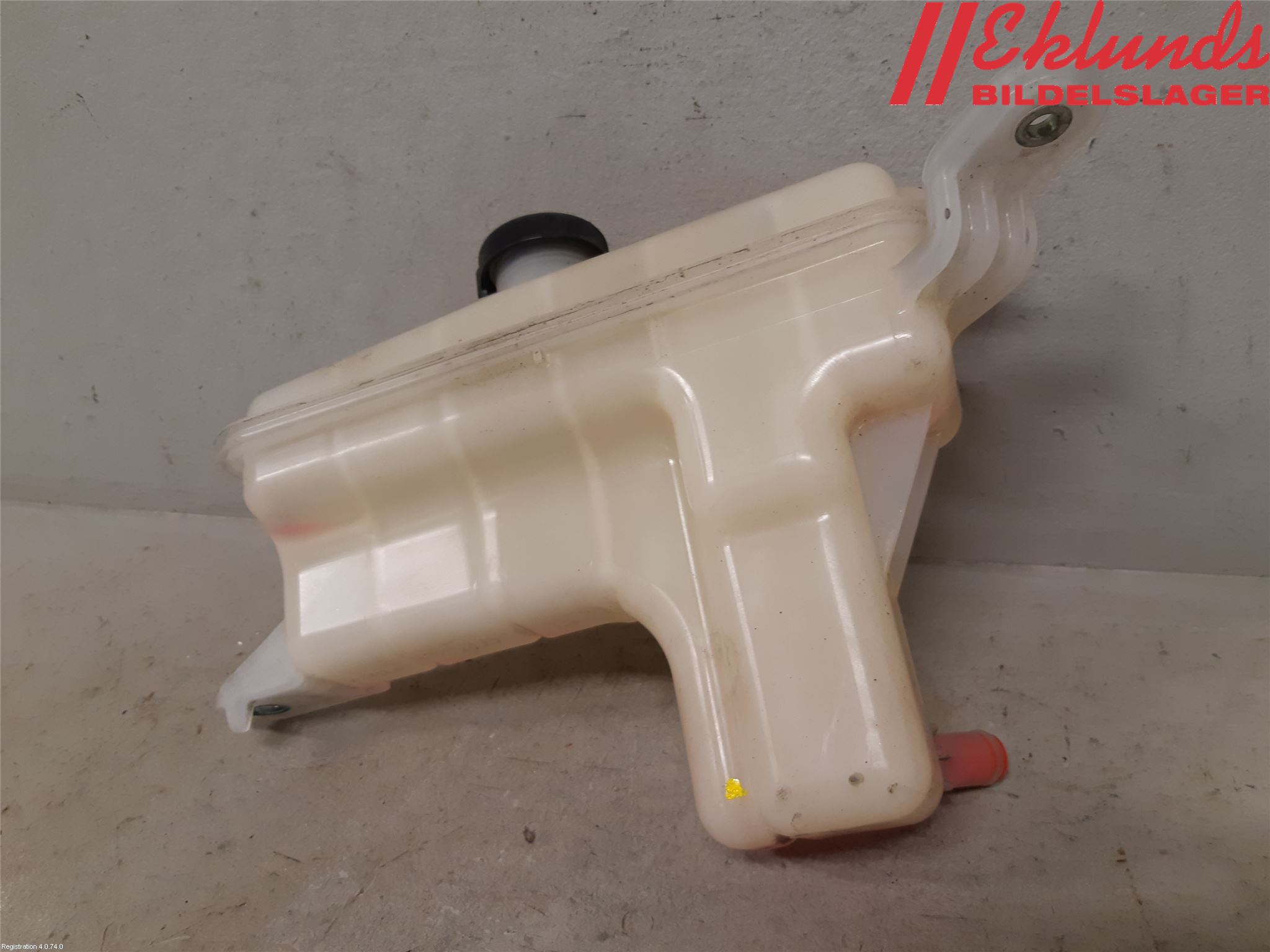 Toyota RAV4 13-18 Expansionstank