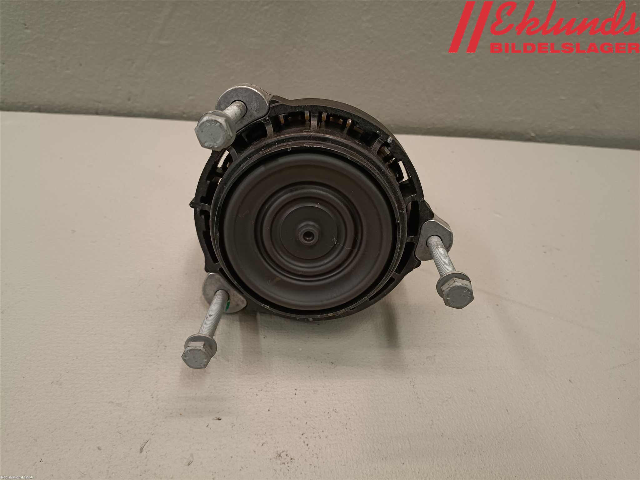 BMW 5 G30/G31/F90 17-23 Motorfäste