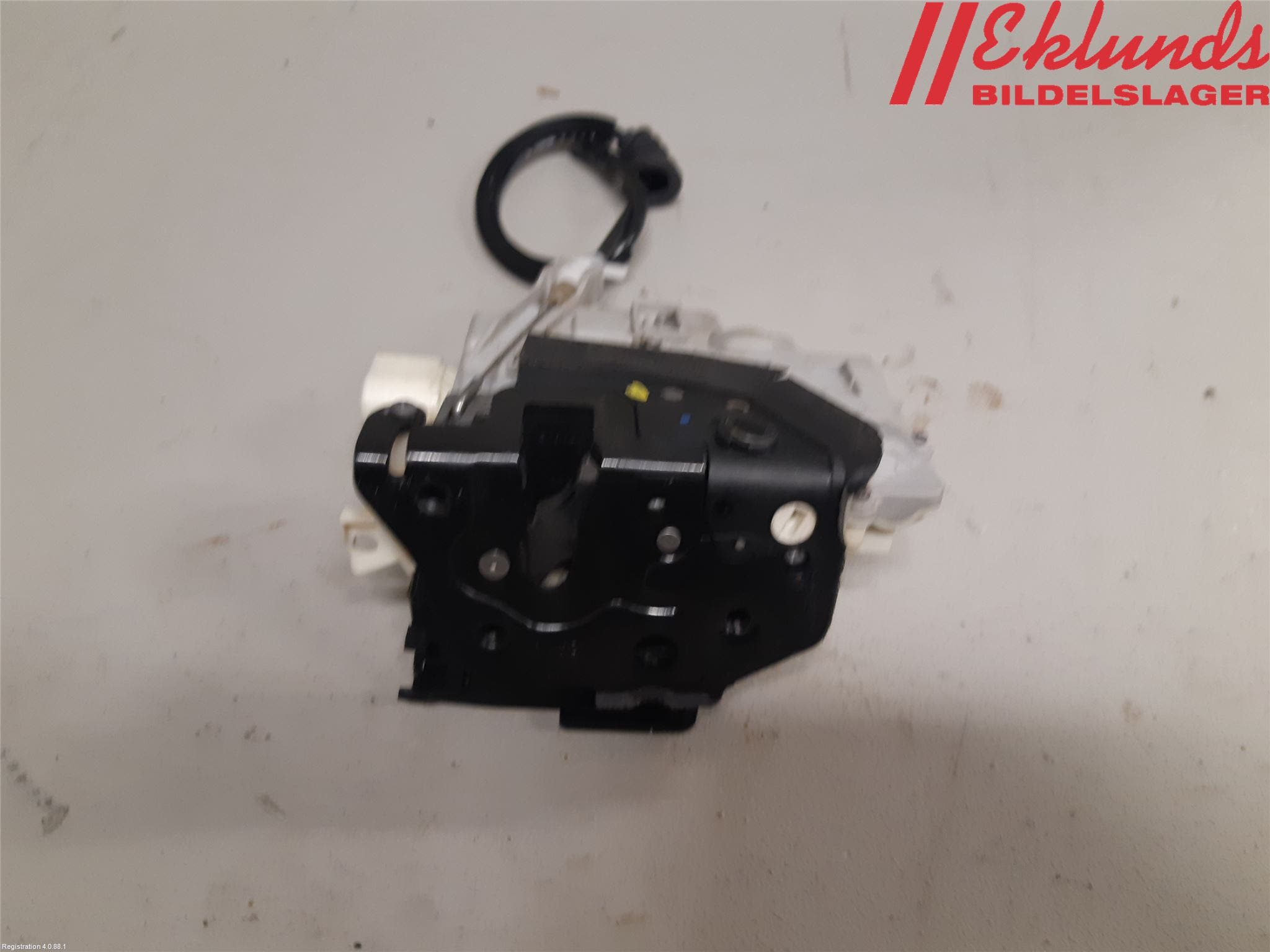 Volkswagen VW PASSAT 15-19 Låskista-Dörrlås