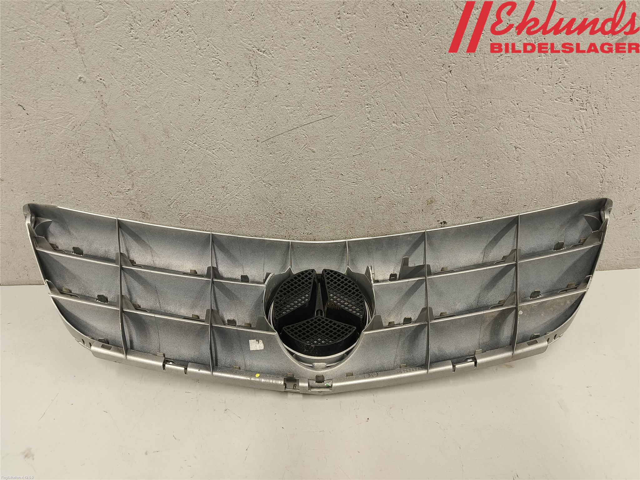 Mercedes-Benz MB B-KLASS (W245) 05-12 Grill Komp