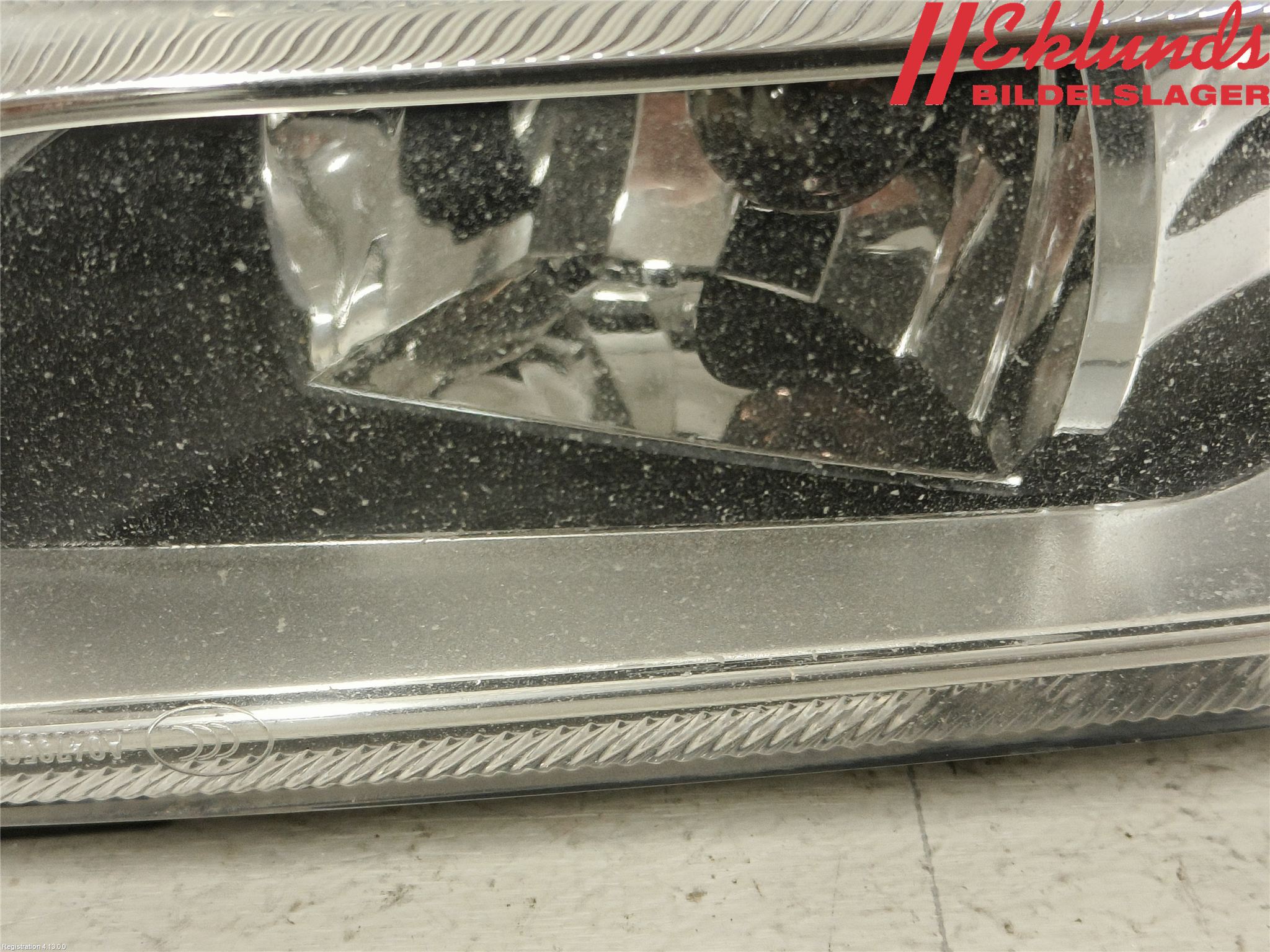 Volkswagen VW PASSAT 11-14 Dimljus-Varselljus Fram