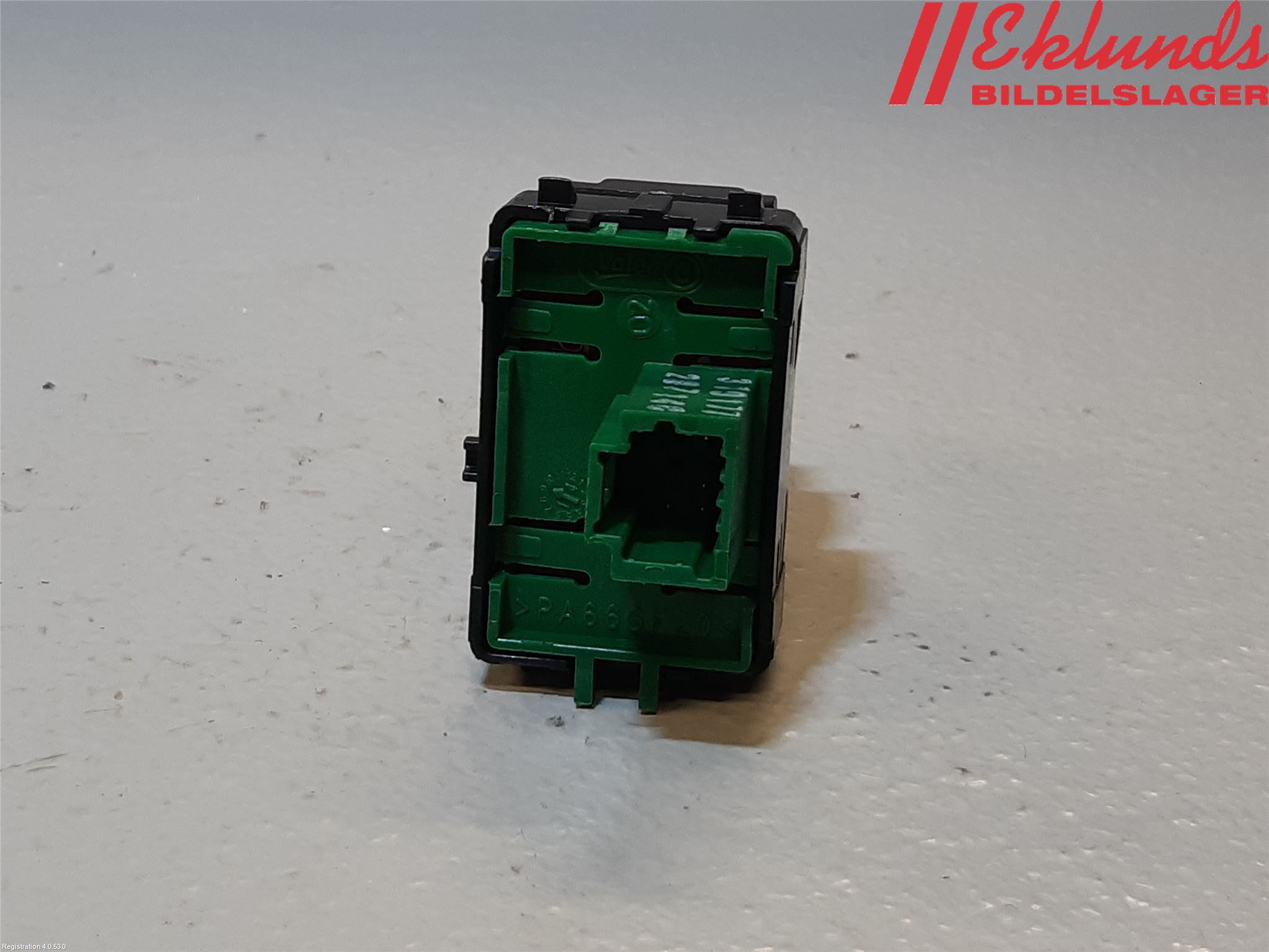 Renault CLIO IV 12-16 Strömställare Övrigt