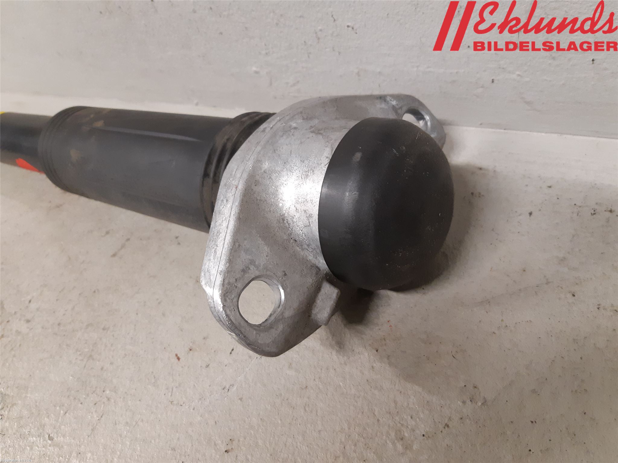 Toyota C-HR 16-23 Stötdämpare Bak