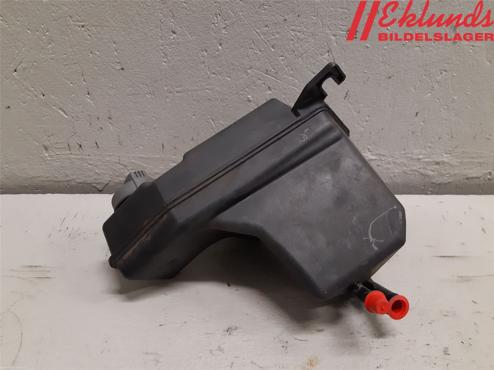 Audi A6/S6     05-11 Styrservooljebehållare