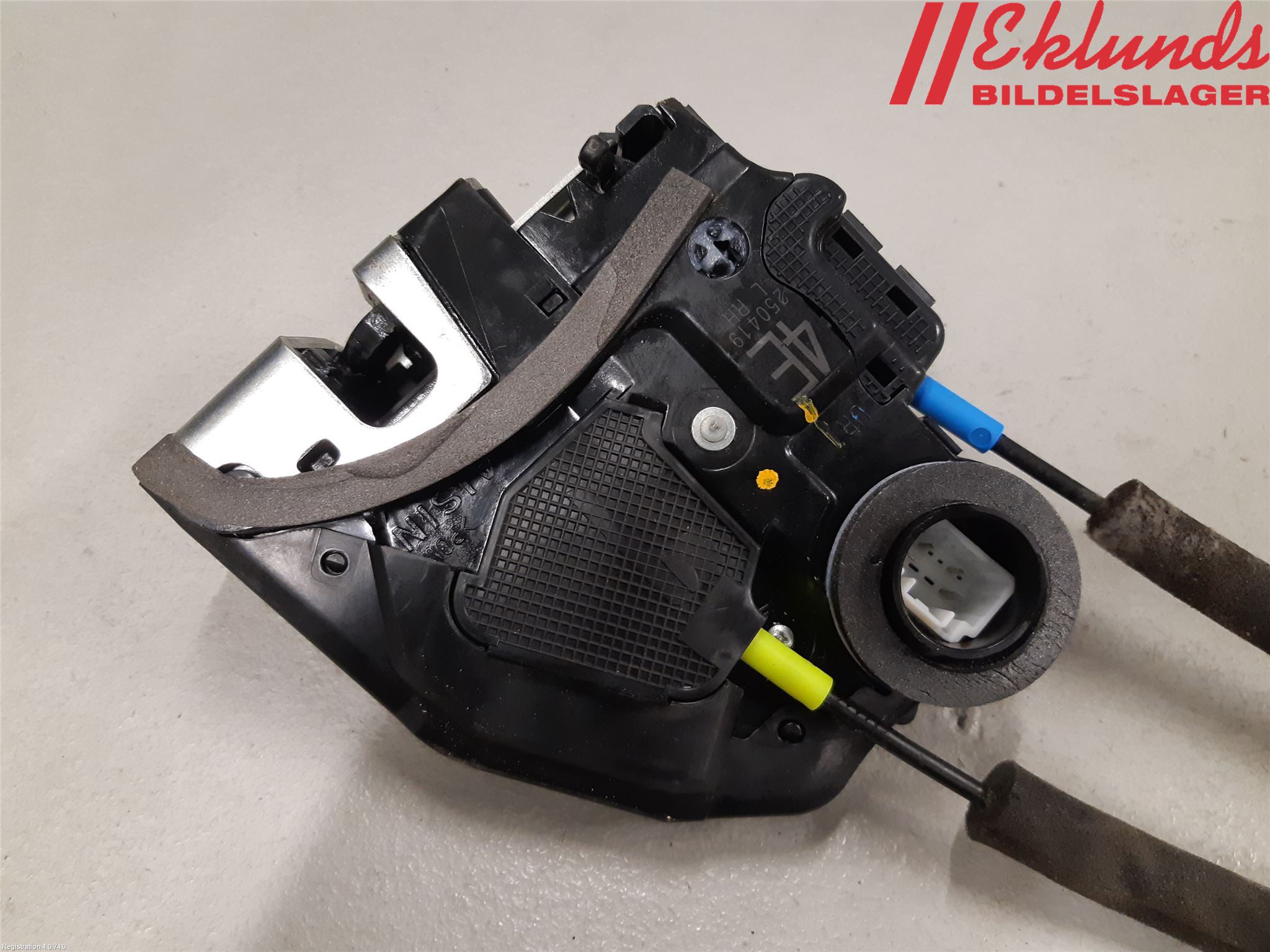 Toyota COROLLA 19- Låskista-Dörrlås