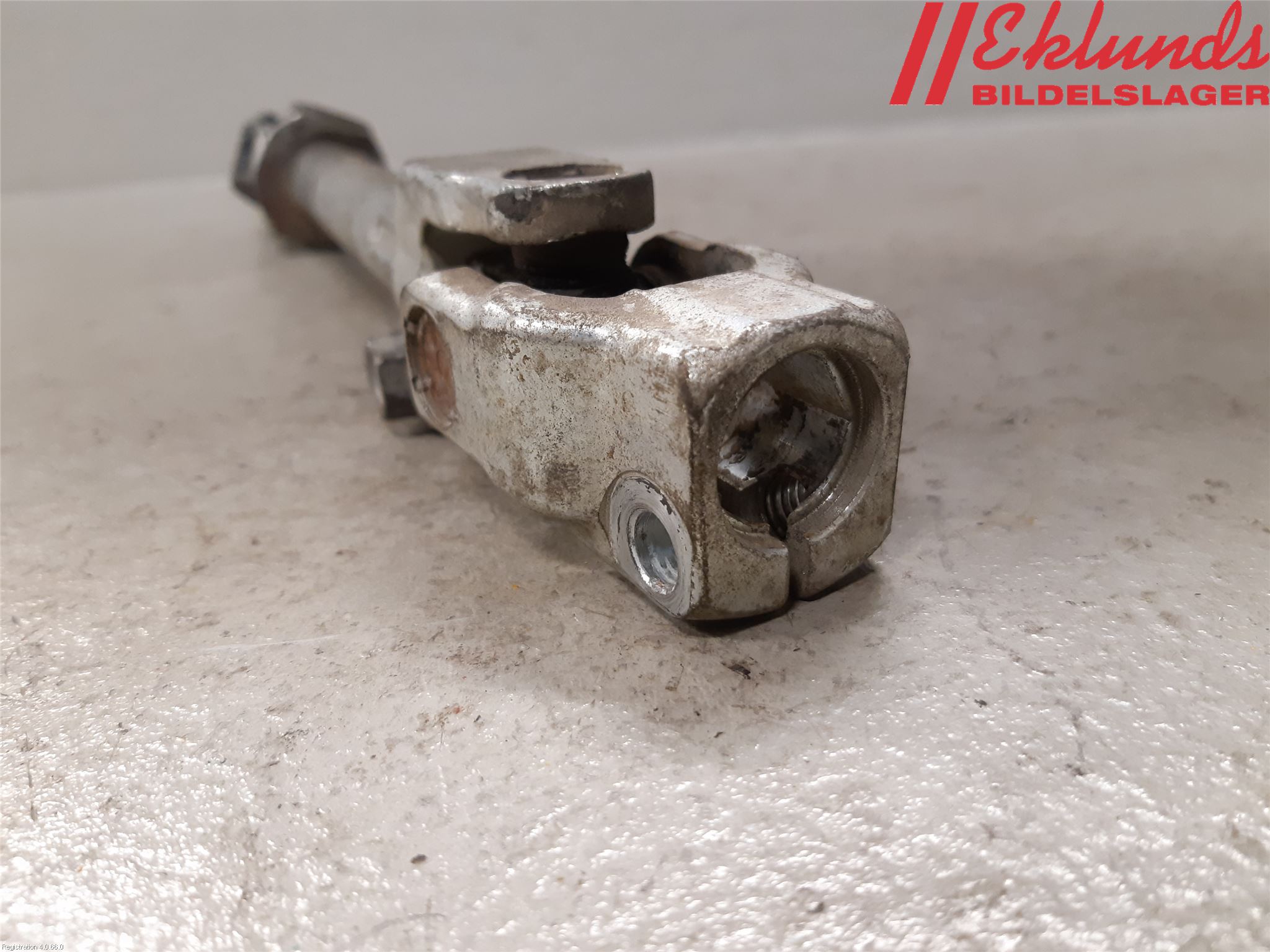 Ford MUSTANG V 05-14 Rattaxelknut