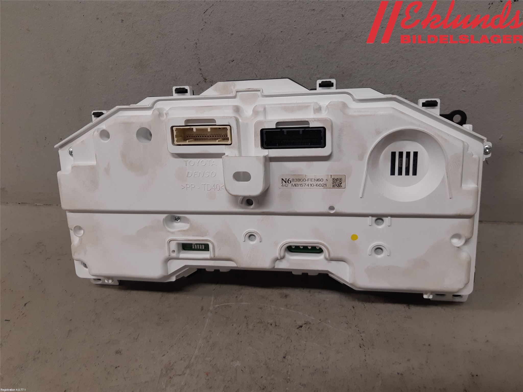 Toyota COROLLA 19- Instrument Komb