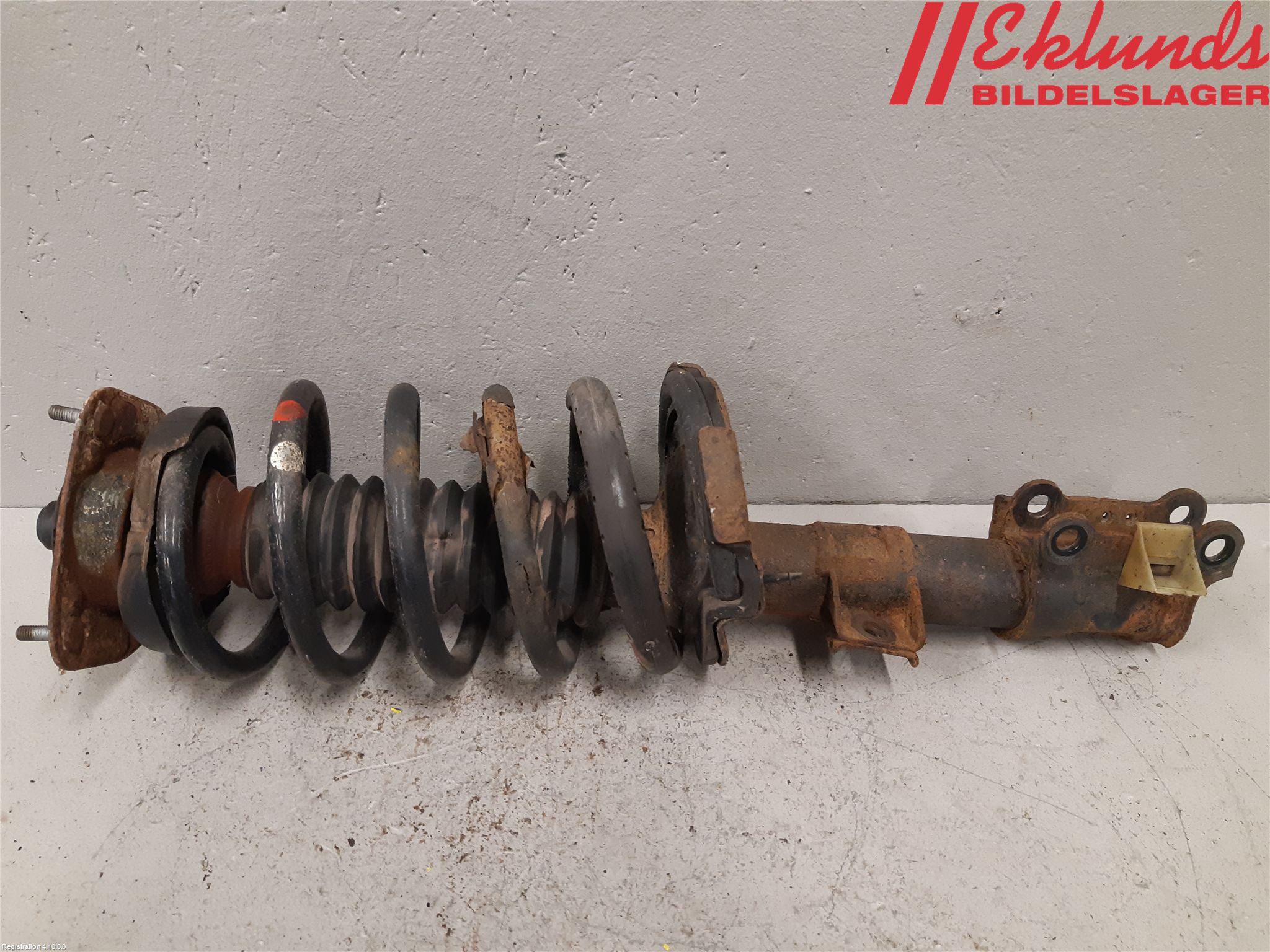 Volvo XC90 07-14 Fjäderben Fram Höger