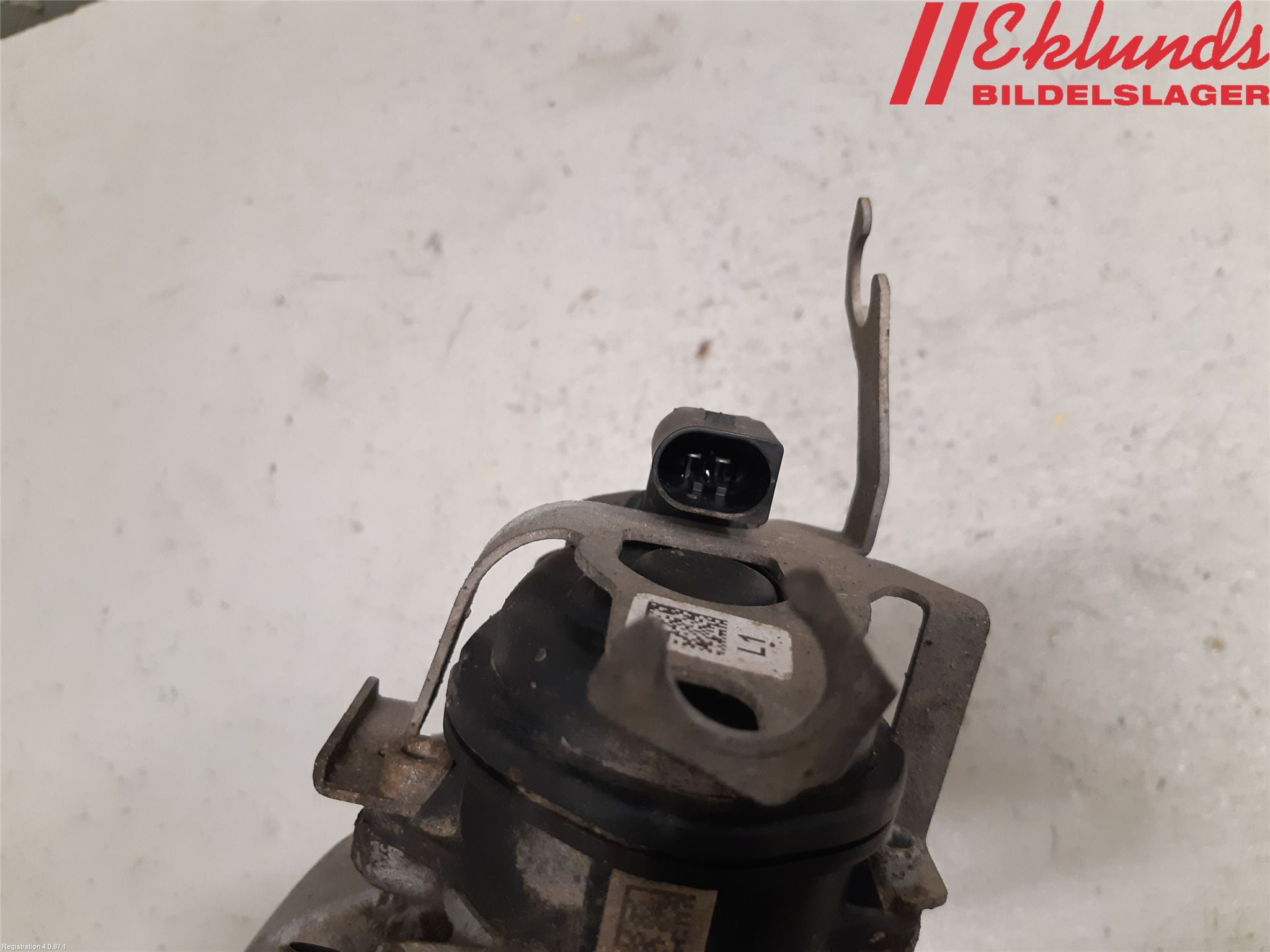 BMW 5 G30/G31/F90 17-23 Bromsok Bak Vänster