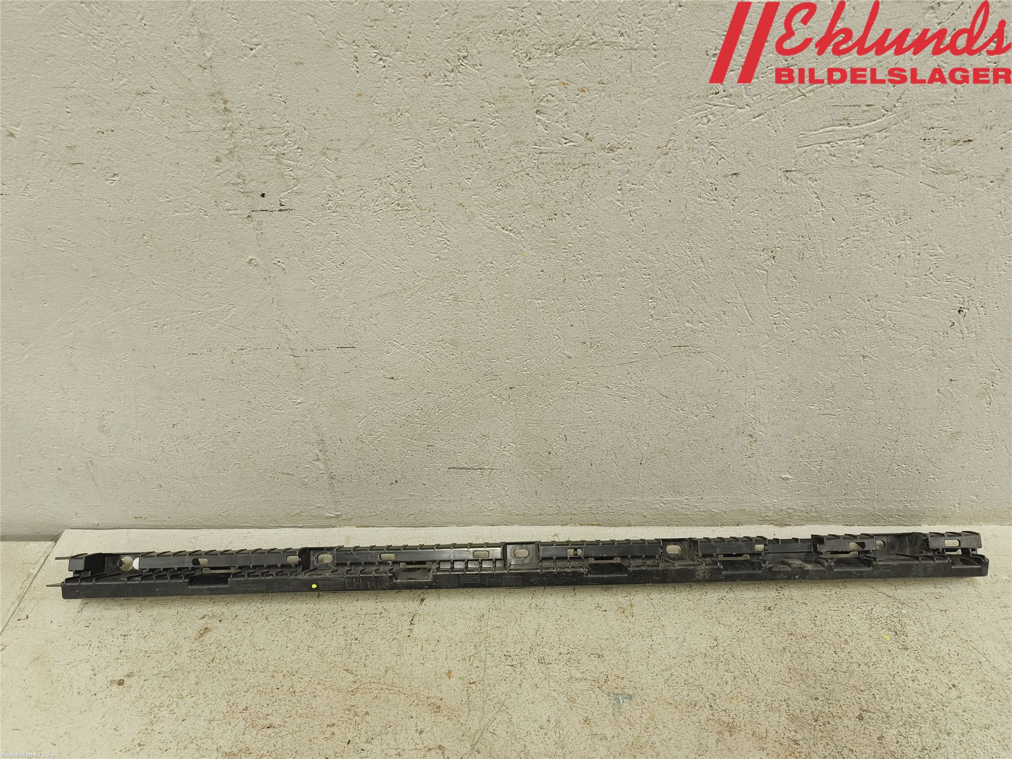 Volvo XC90/RECHARGE 16- Sidokjol Vä