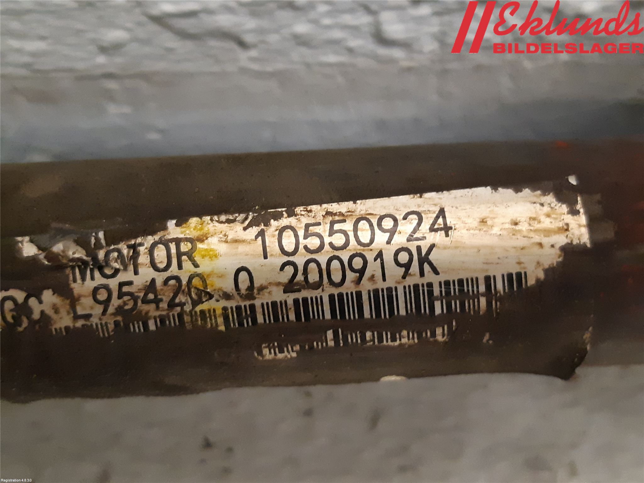 MG ZS EV 20- Drivaxel Fram Vänster