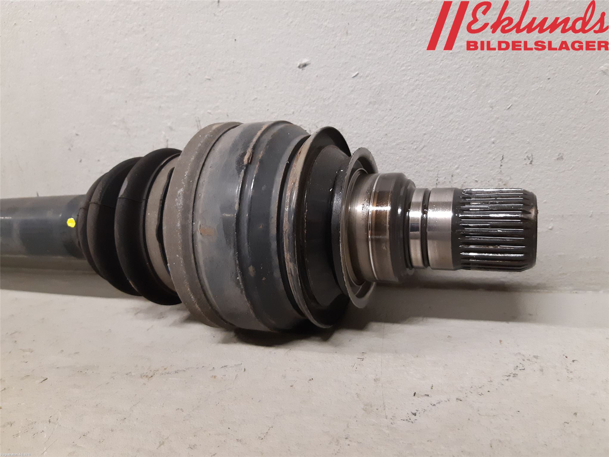 BMW 4 F32/F33/F82/F83 13-20 Drivaxel Bak Vänster