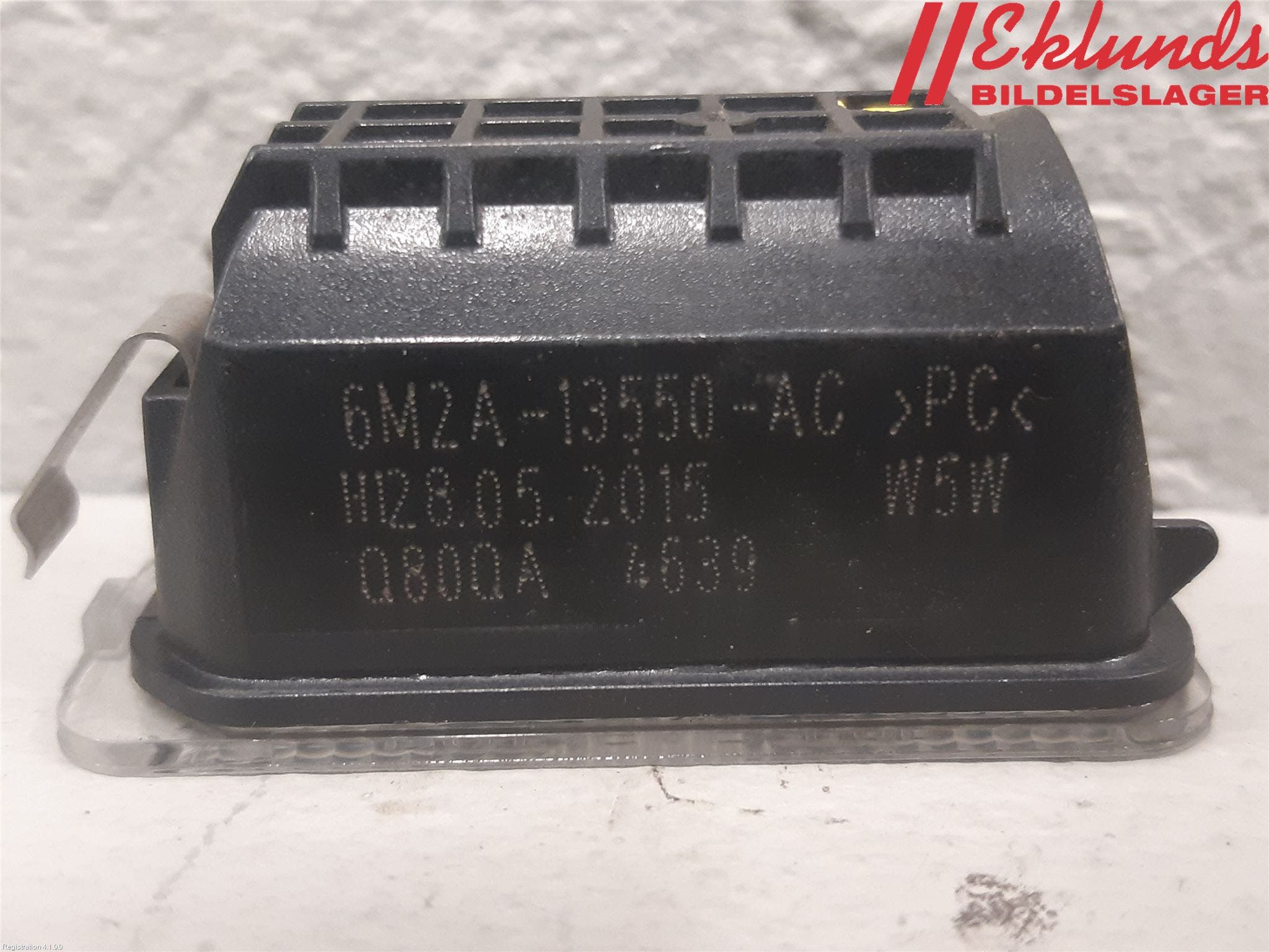 Ford FIESTA 13-17 Skylt Belysning