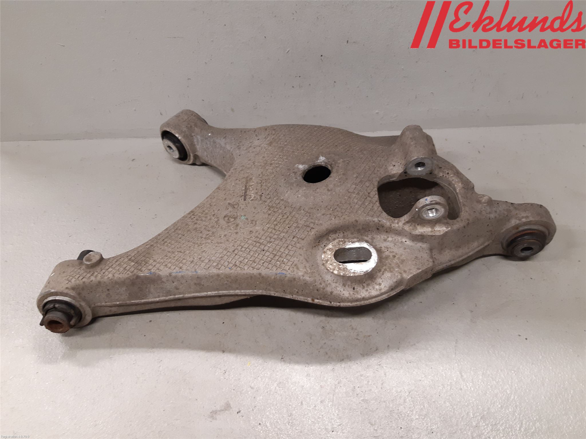 Volvo V90 17->> Bärarm Bak Vänster