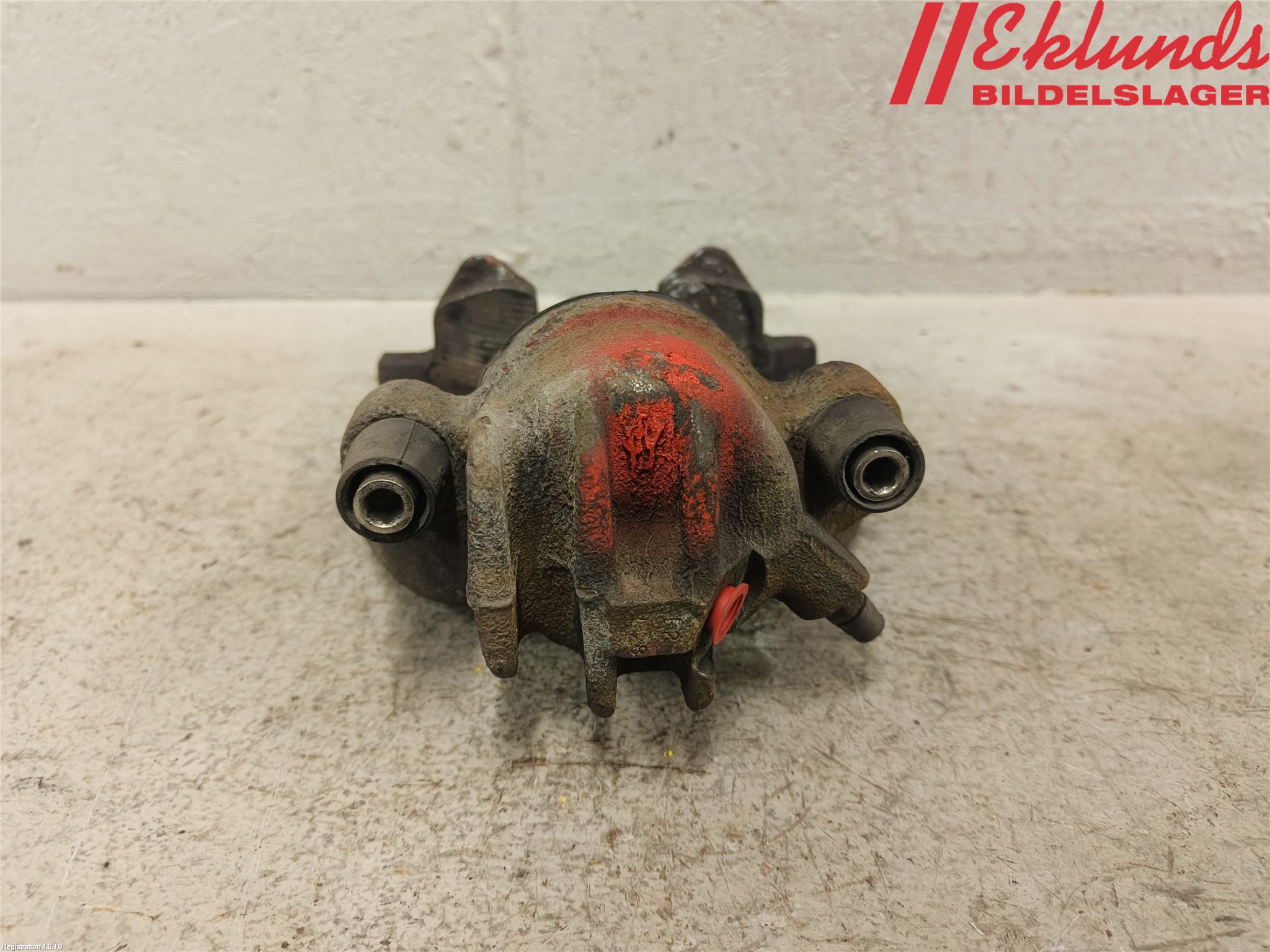 Volvo V70 00-04 Bromsok Fram Vänster