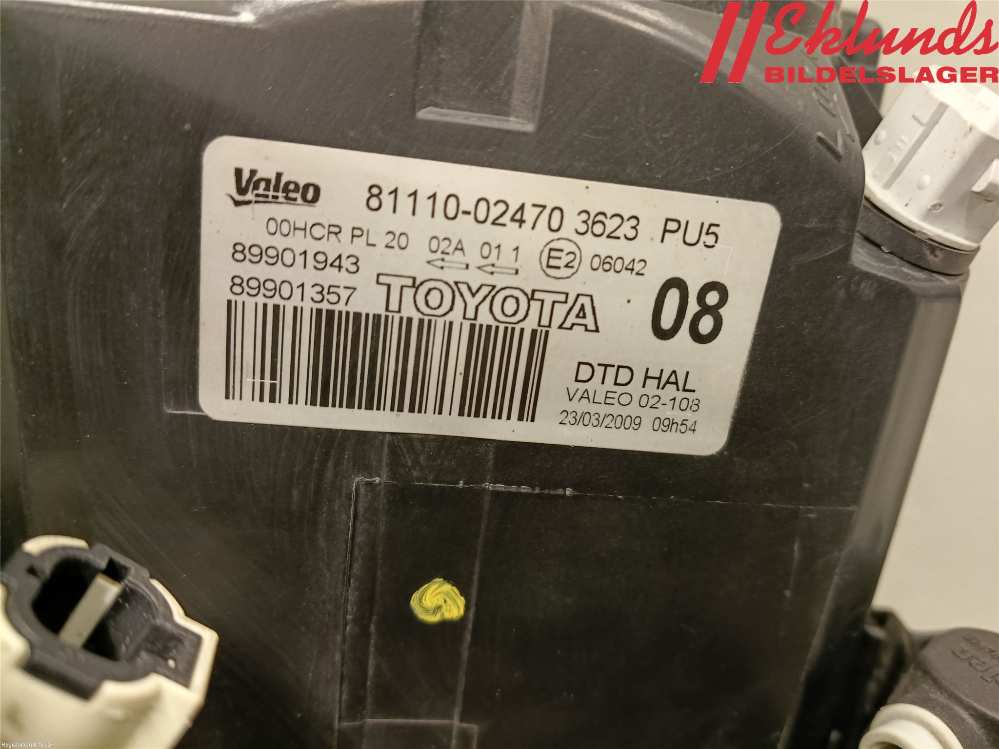 Toyota AURIS 10-12 Strålkastare Höger