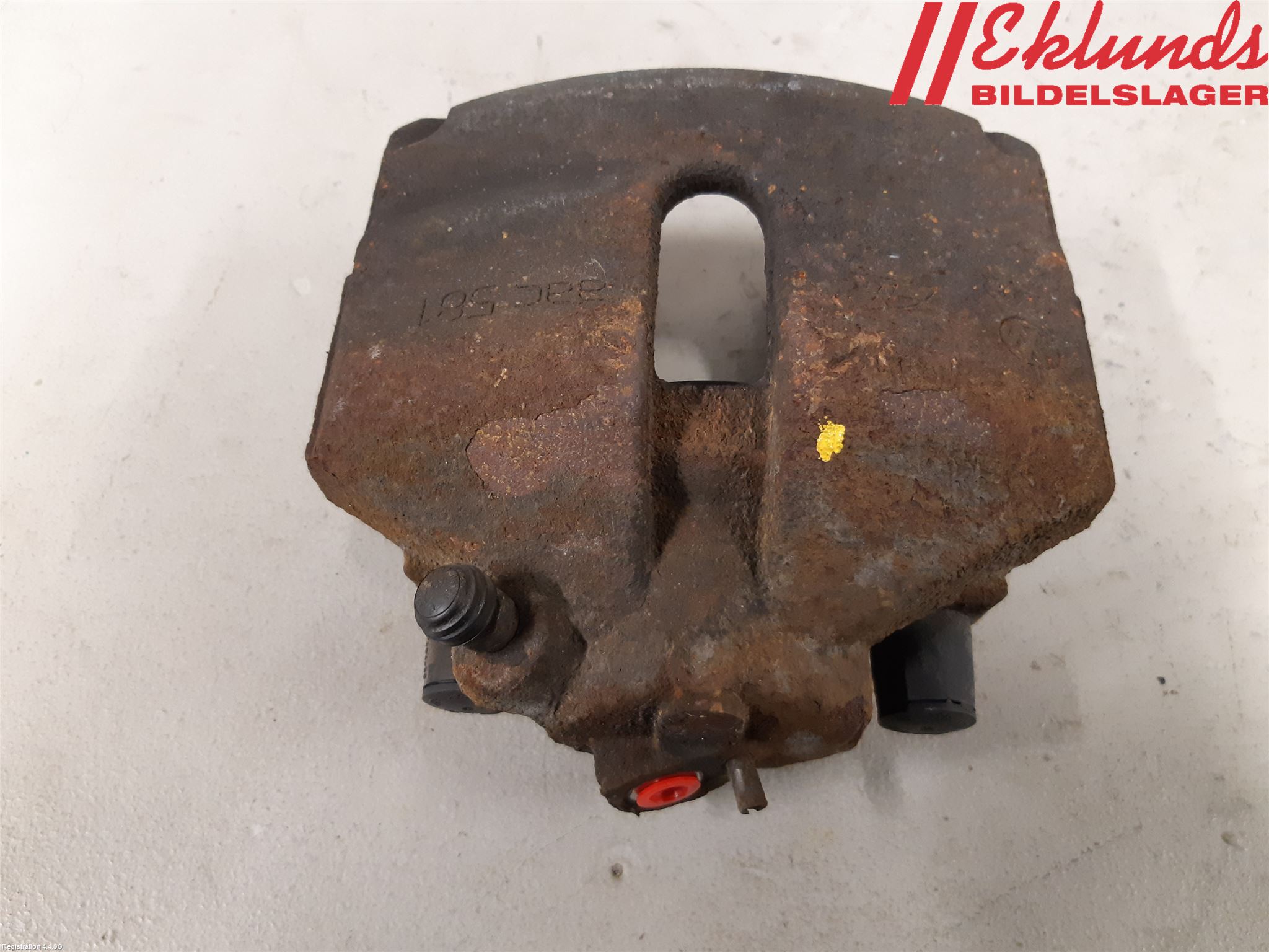 Volkswagen VW PASSAT 11-14 Bromsok Fram Vänster