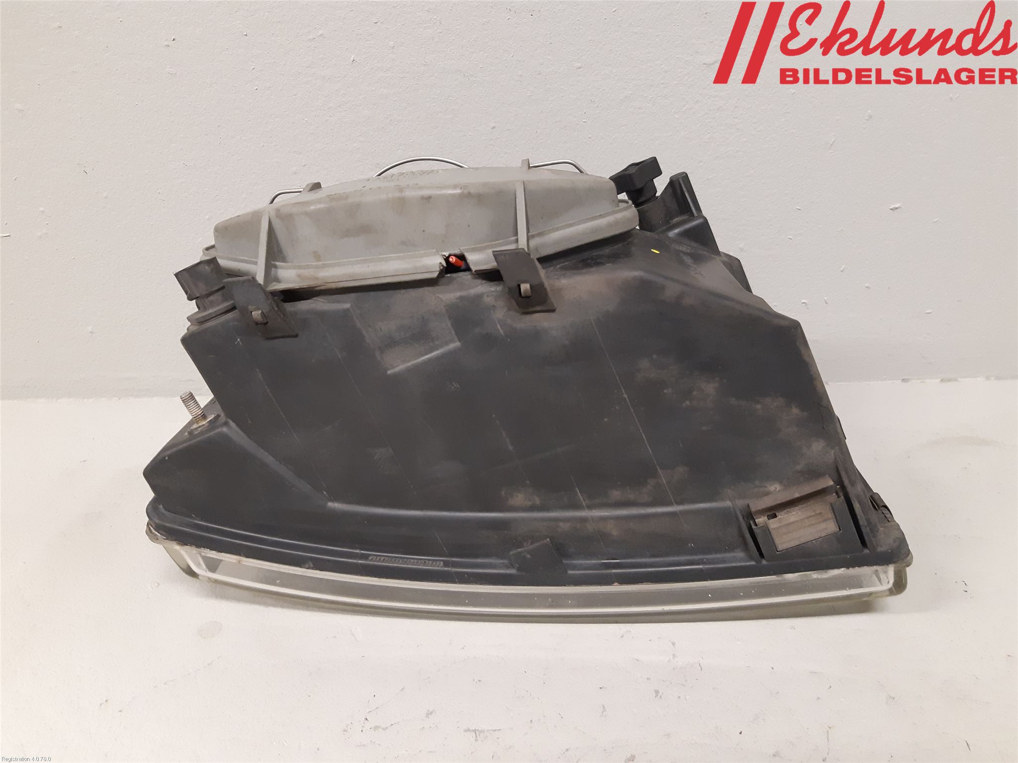 Iveco DAILY 00-06 Strålkastare Vänster