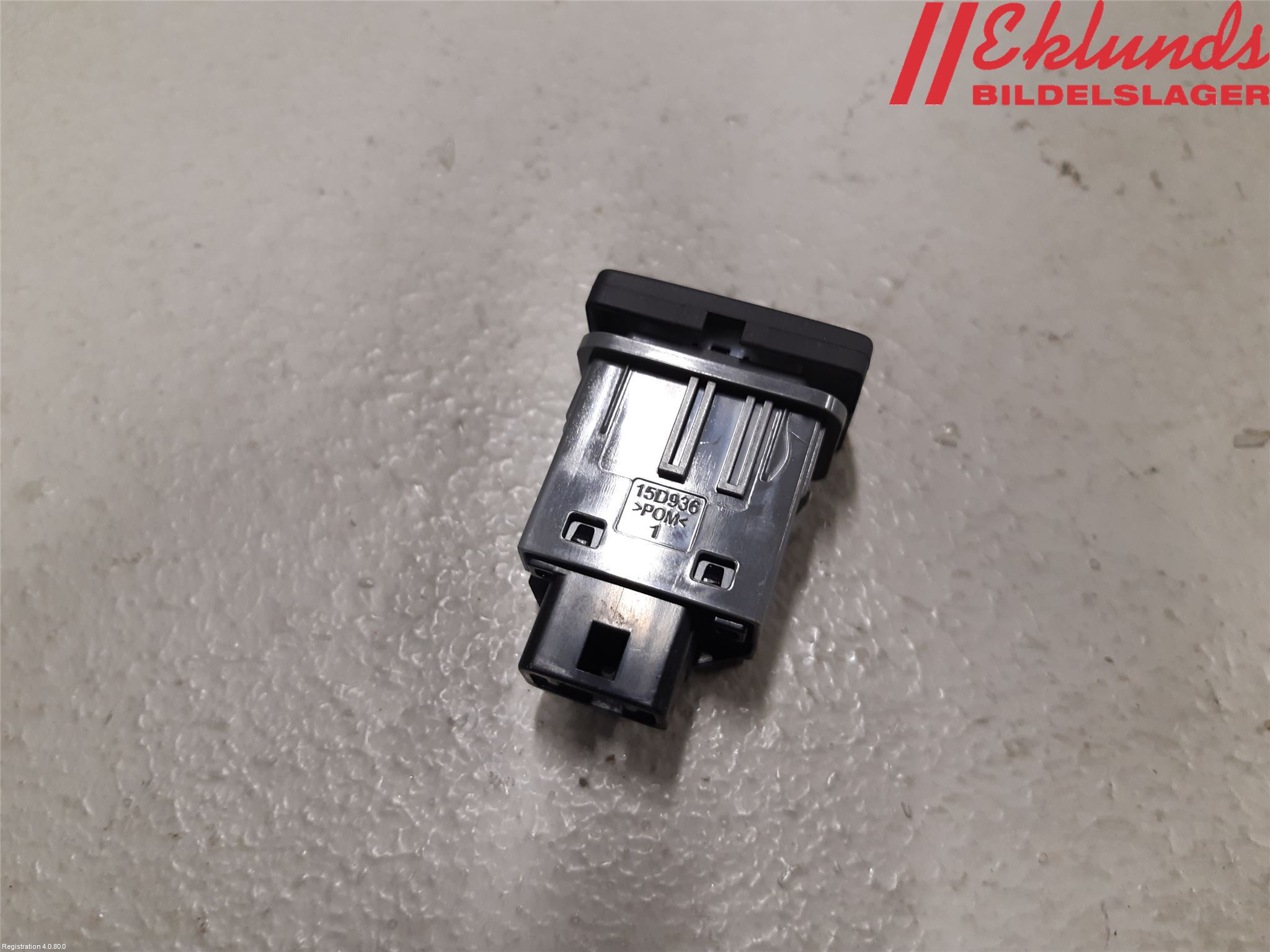 Toyota C-HR 16-23 Strömställare Tanklucka