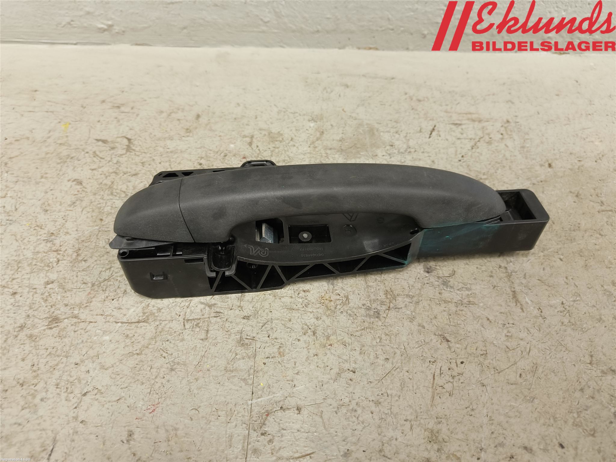 Renault EXPRESS 21- Dörrhandtag Yttre Vä