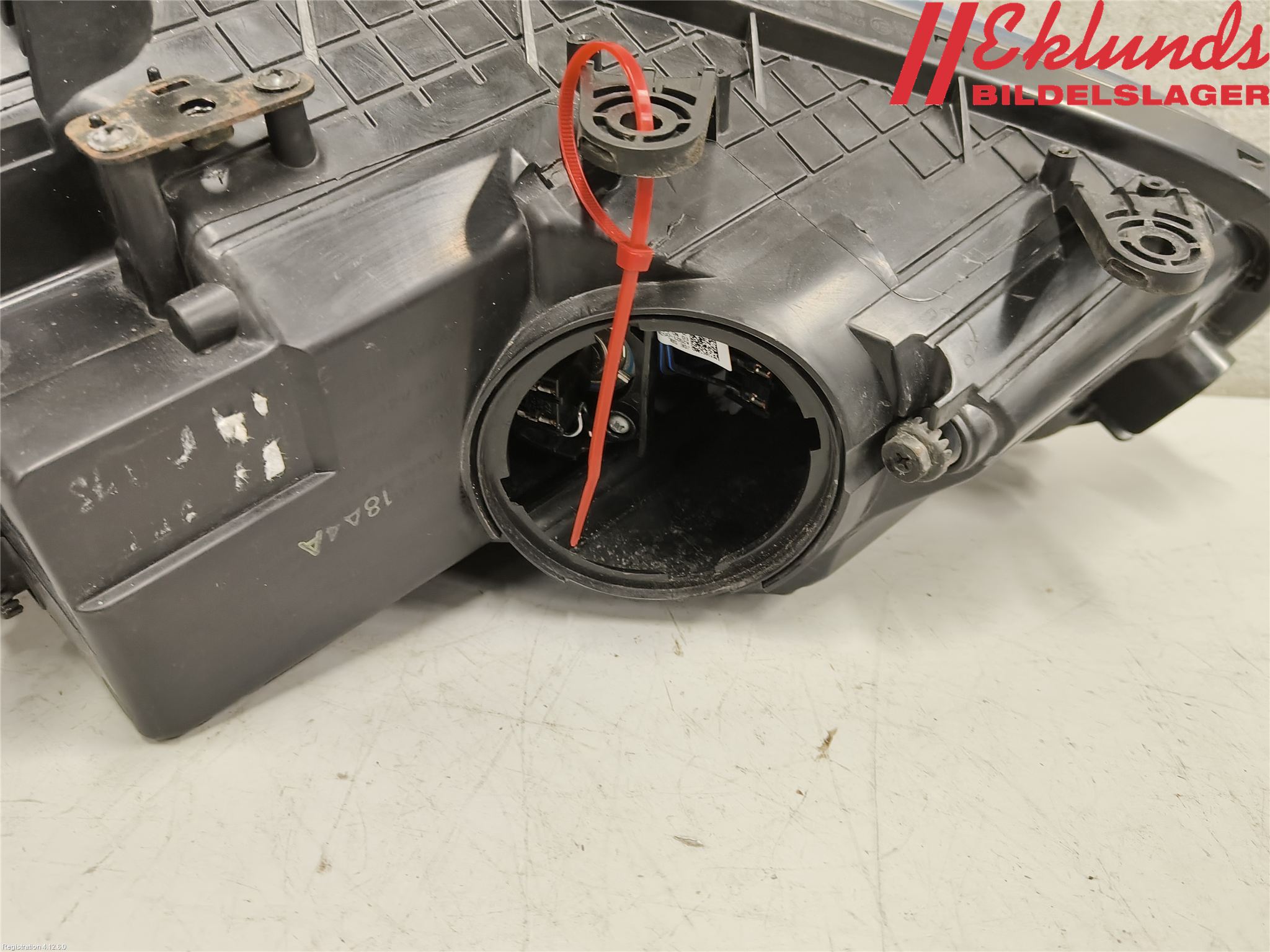 Kia CEED 12-18 Strålkastare Vänster