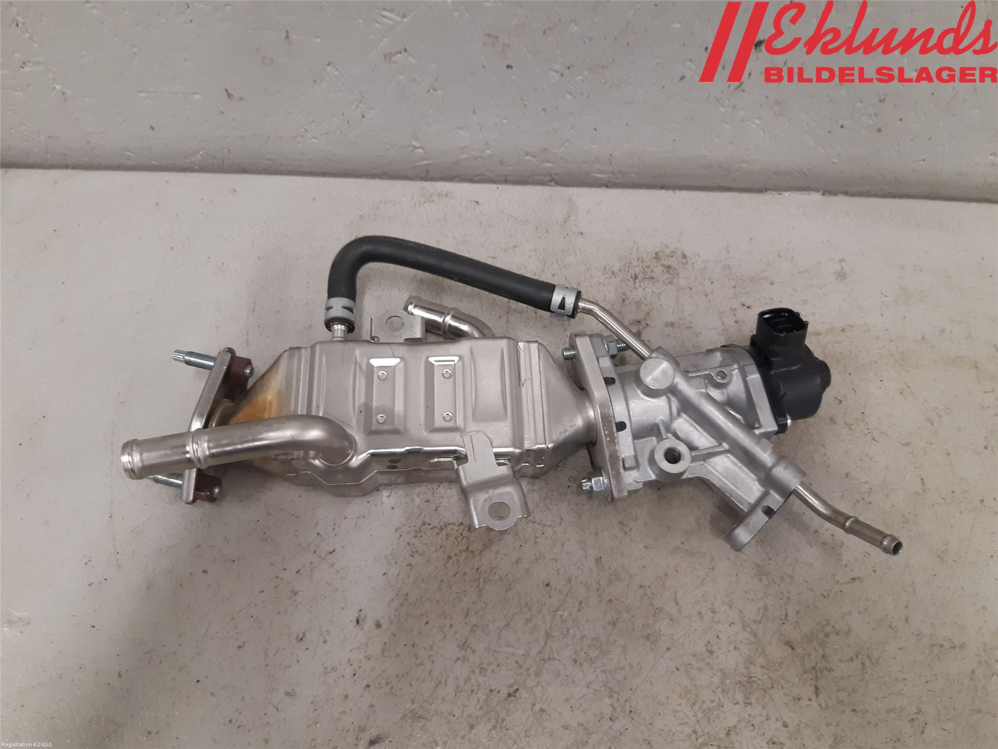 Toyota COROLLA 19- Avgaskylare