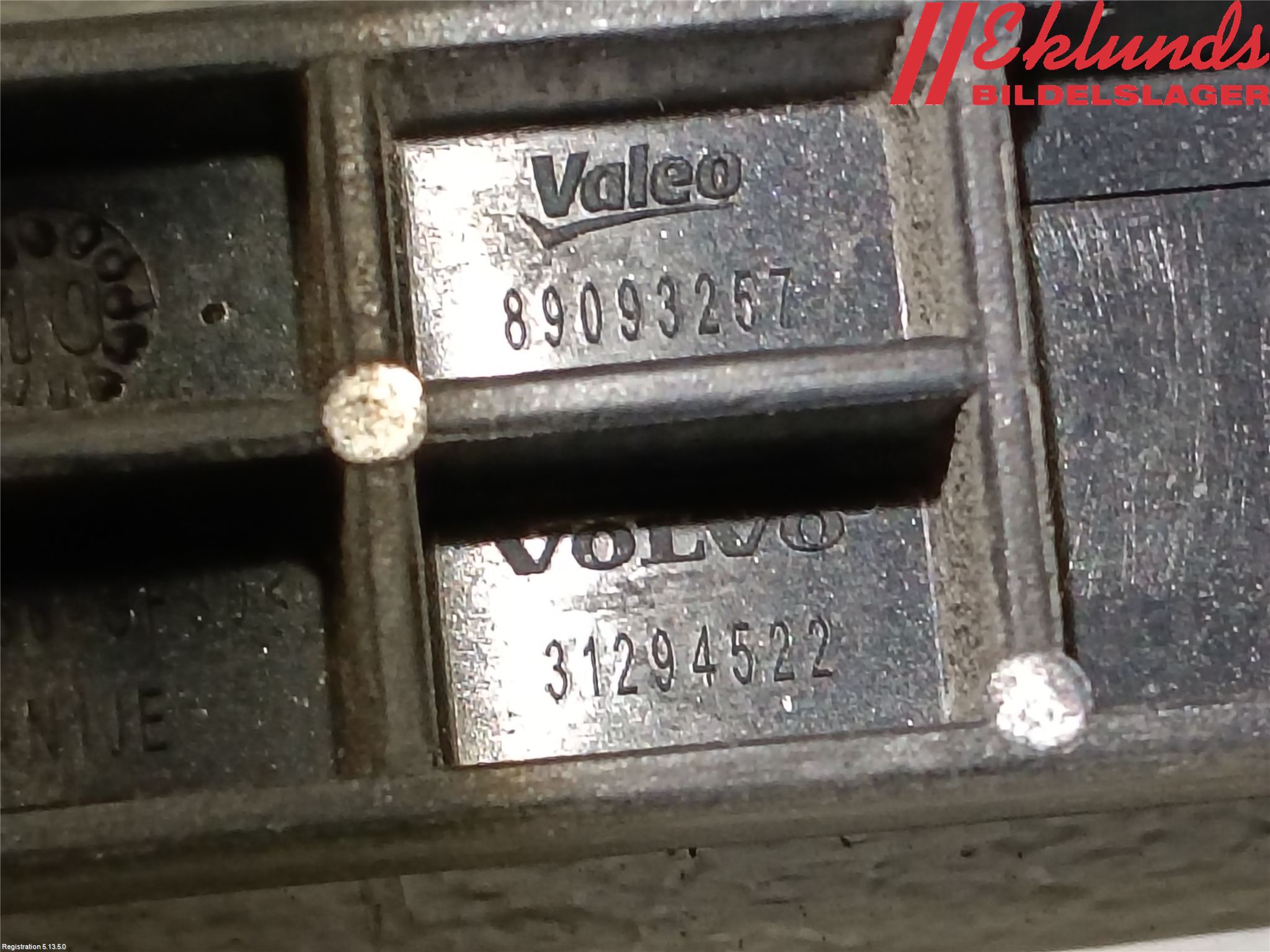 Volvo V60 11-13 Strålkast Fästsarg