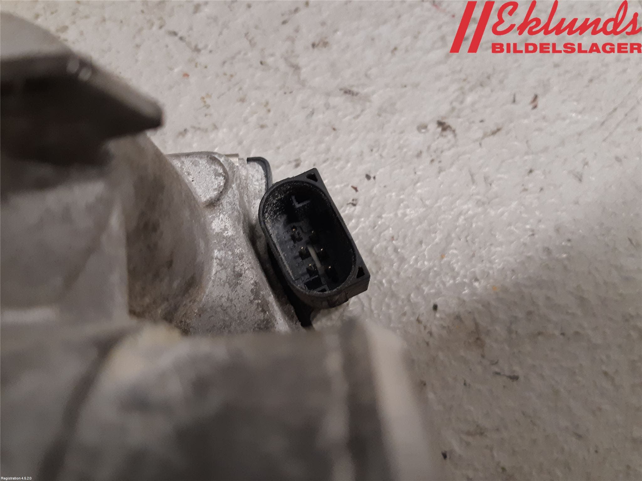 Kia SPORTAGE (SL) 11-15 Injspjällhus