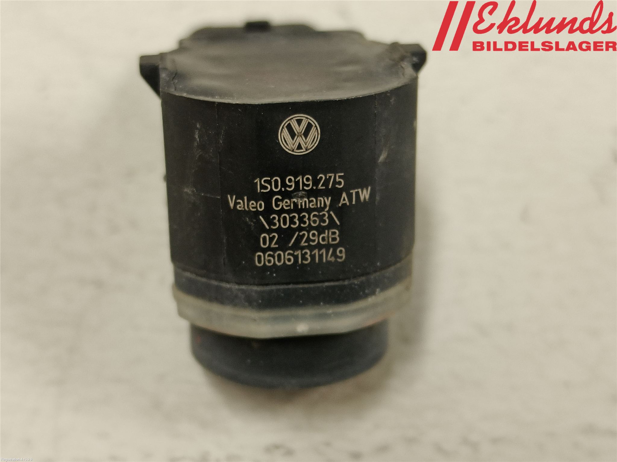 Volkswagen VW PASSAT 11-14 Parkeringshjälp Frontsensor