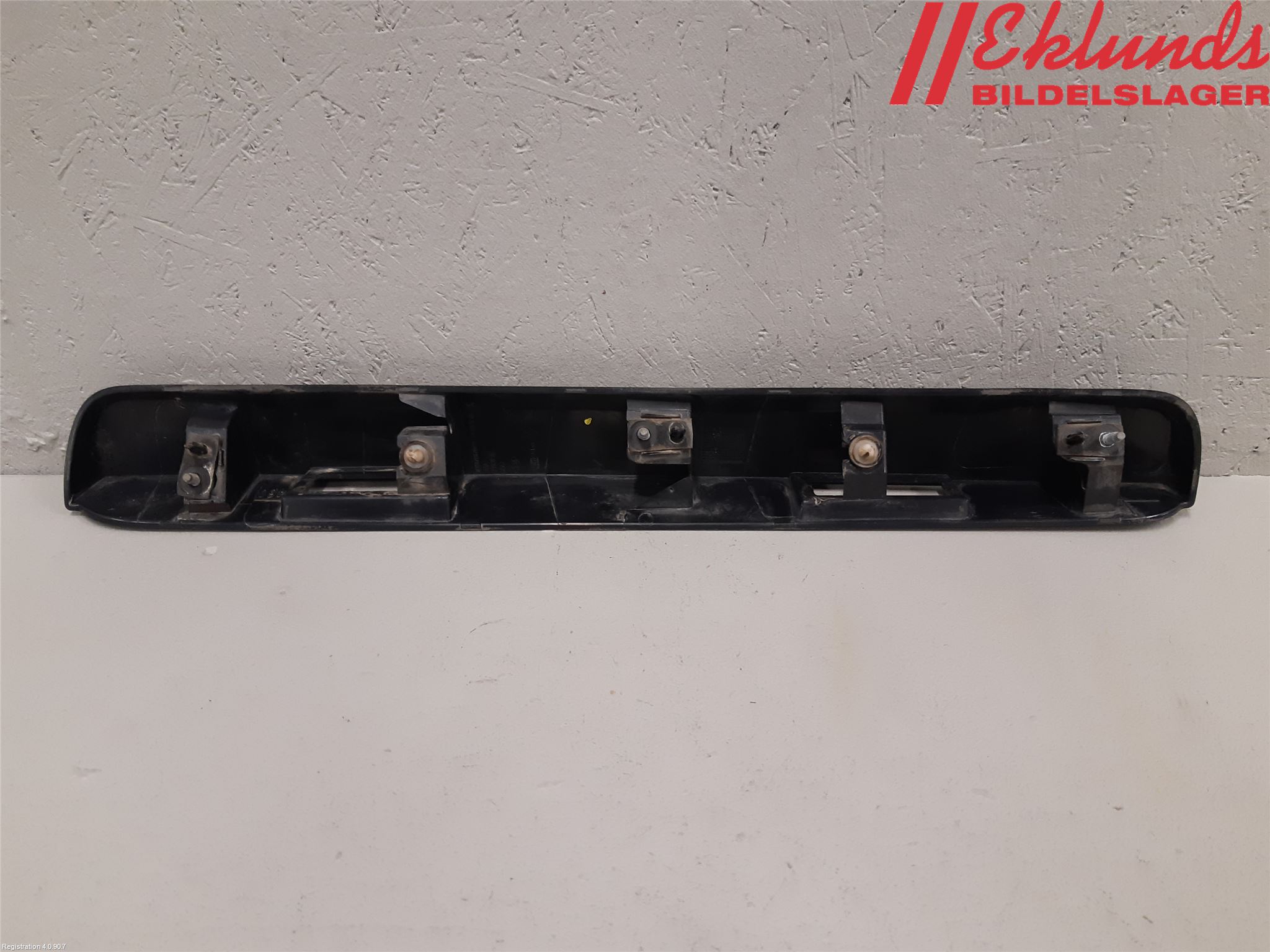 Opel VIVARO 15-19 Skylt Belysning Fäste