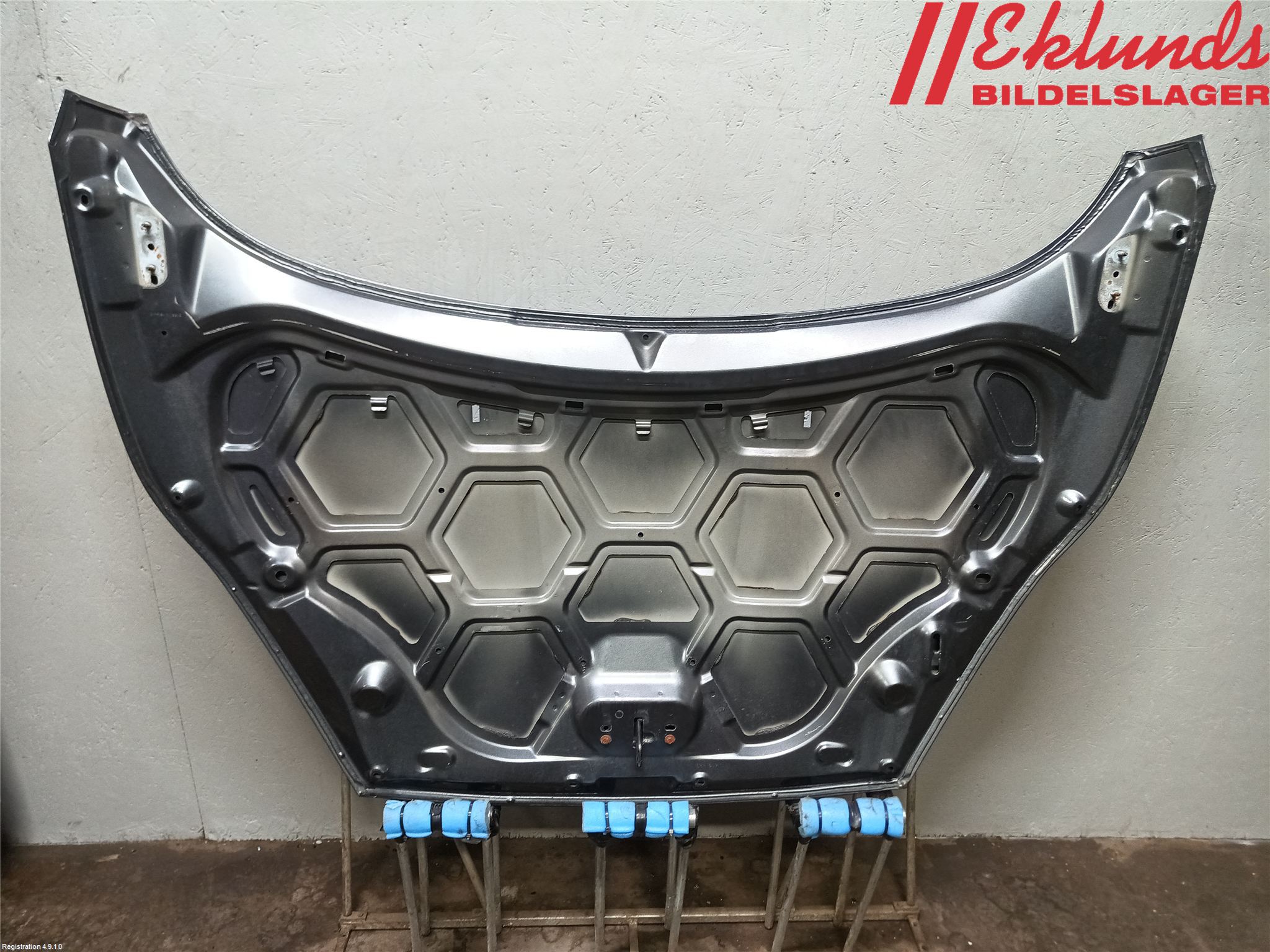 Ford FIESTA 13-17 Huv Fram