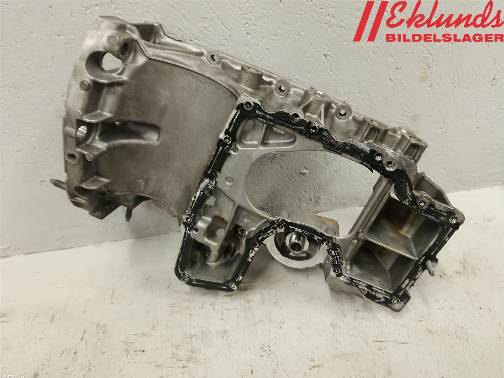 Peugeot 3008 17-24 Oljetråg