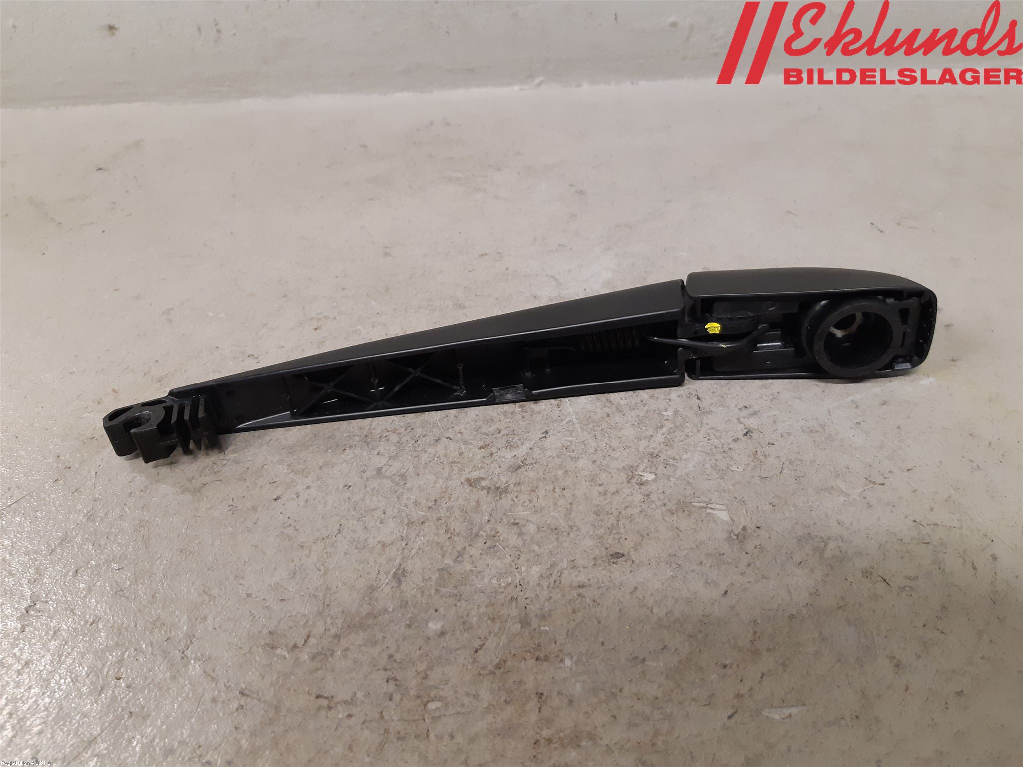 Toyota COROLLA 19- Torkararm-Bakruta