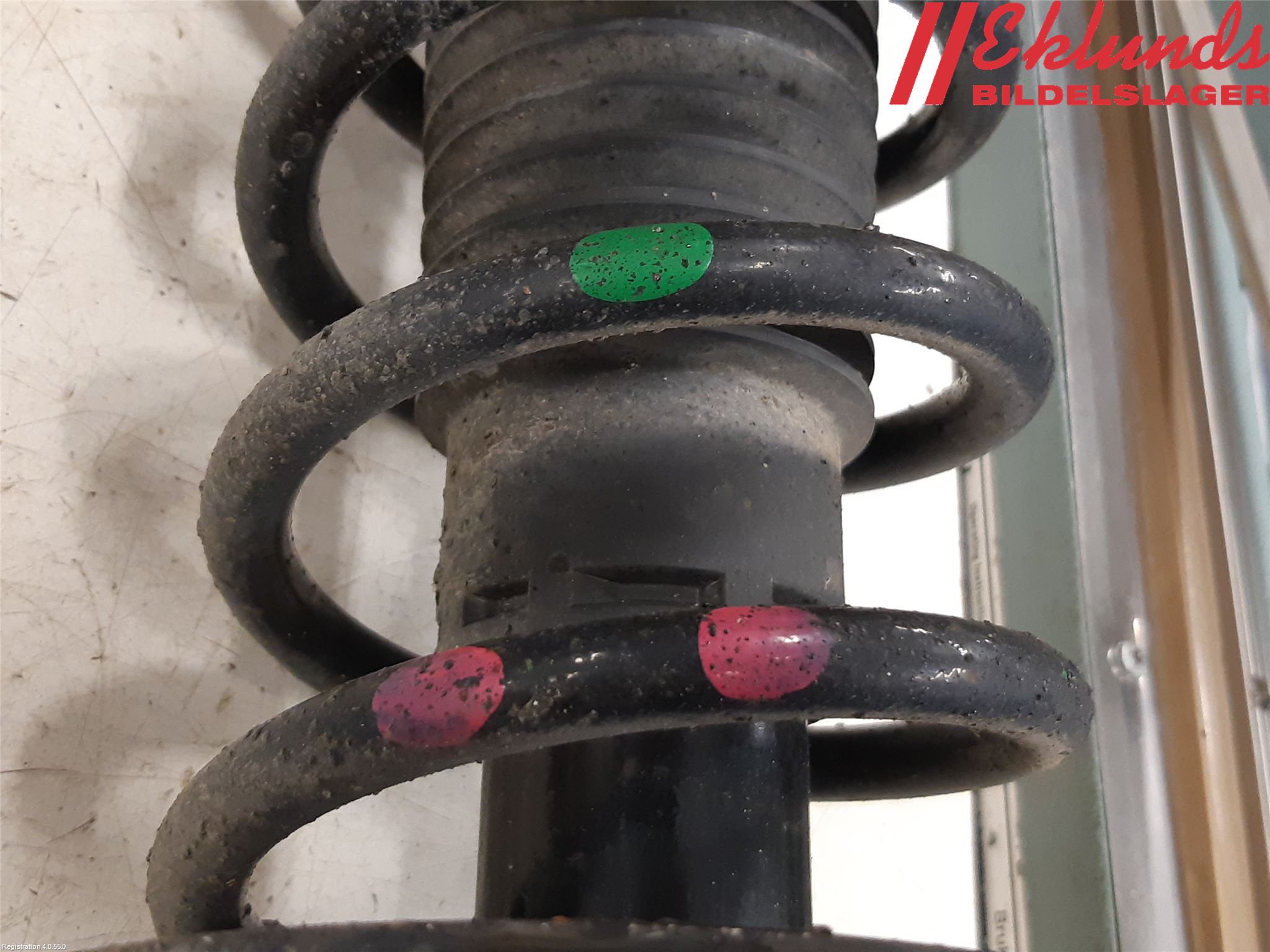 Dacia LODGY 12-18 Fjäderben Fram Höger