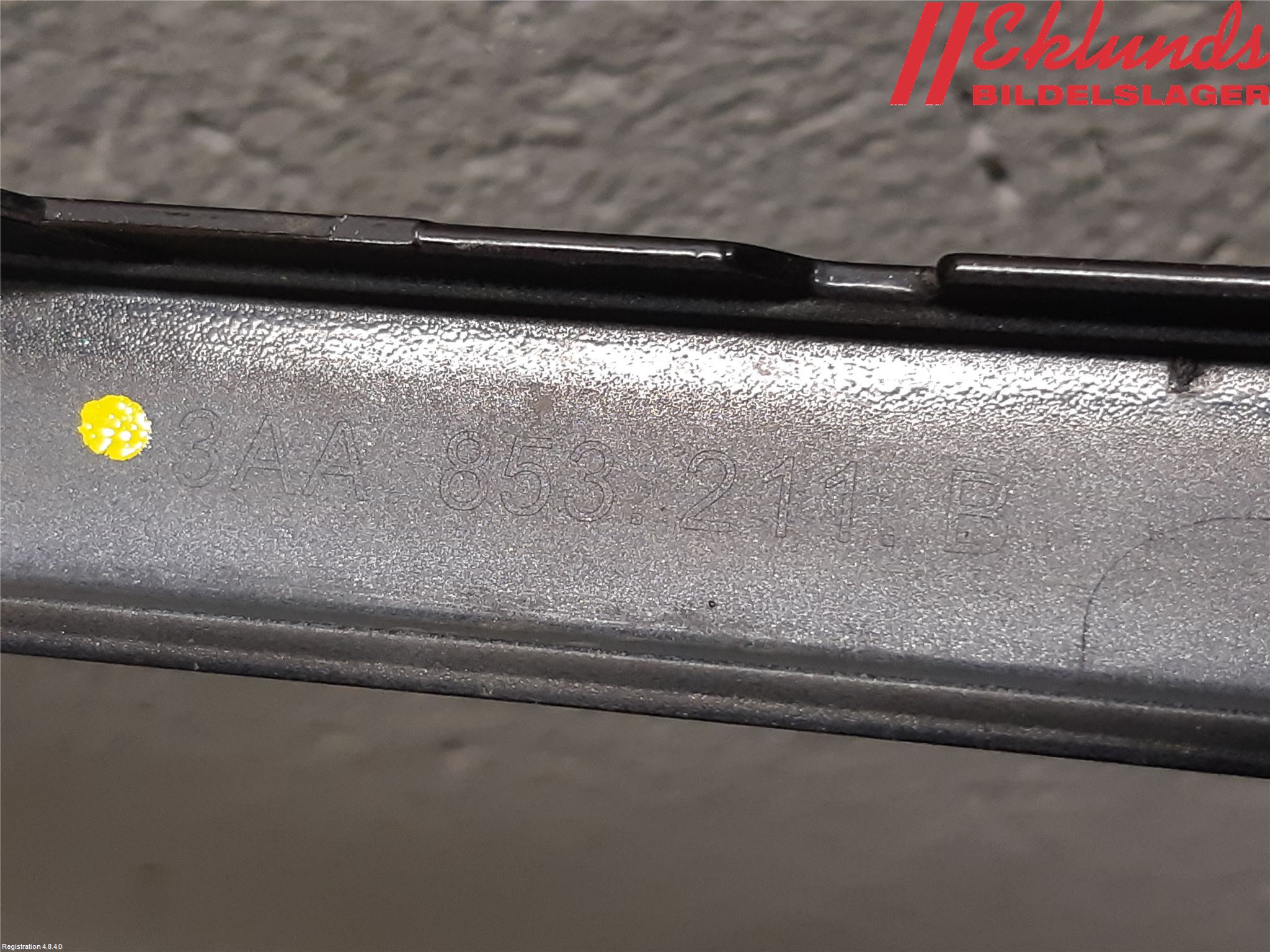 Volkswagen VW PASSAT 11-14 Dimljussarg Fram
