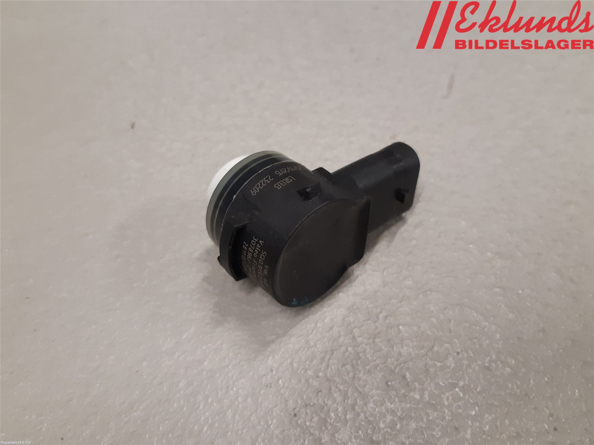 Volkswagen VW PASSAT 15-19 Parkeringshjälp Frontsensor