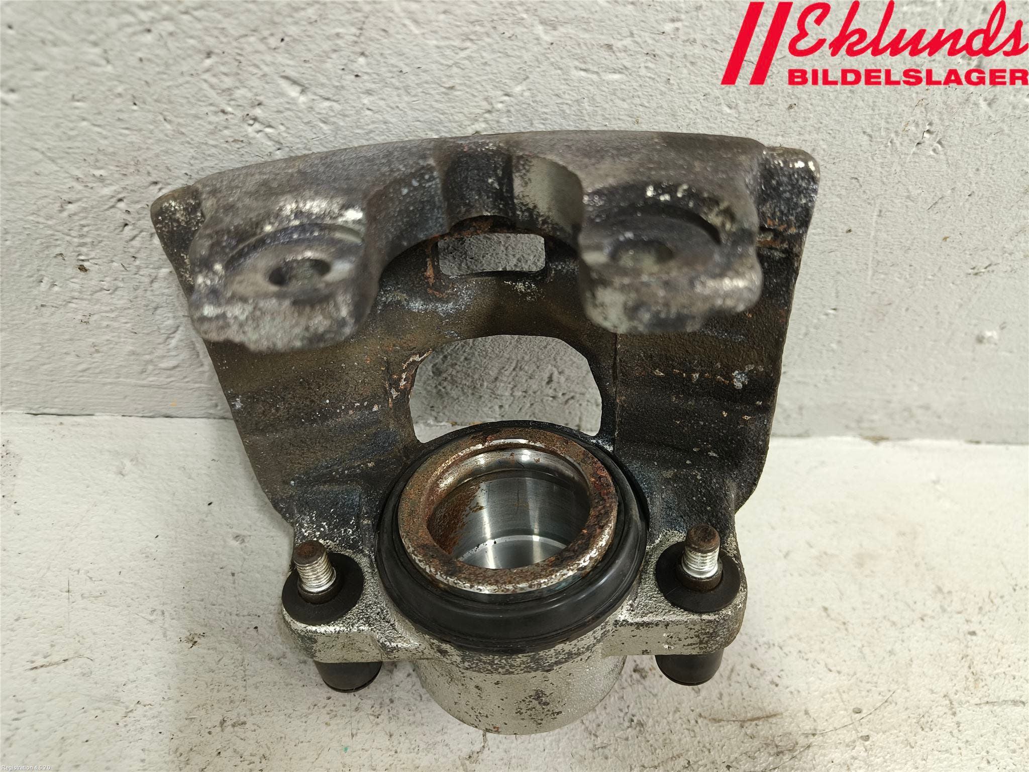 Volvo V70 08-13 Bromsok Fram Vänster