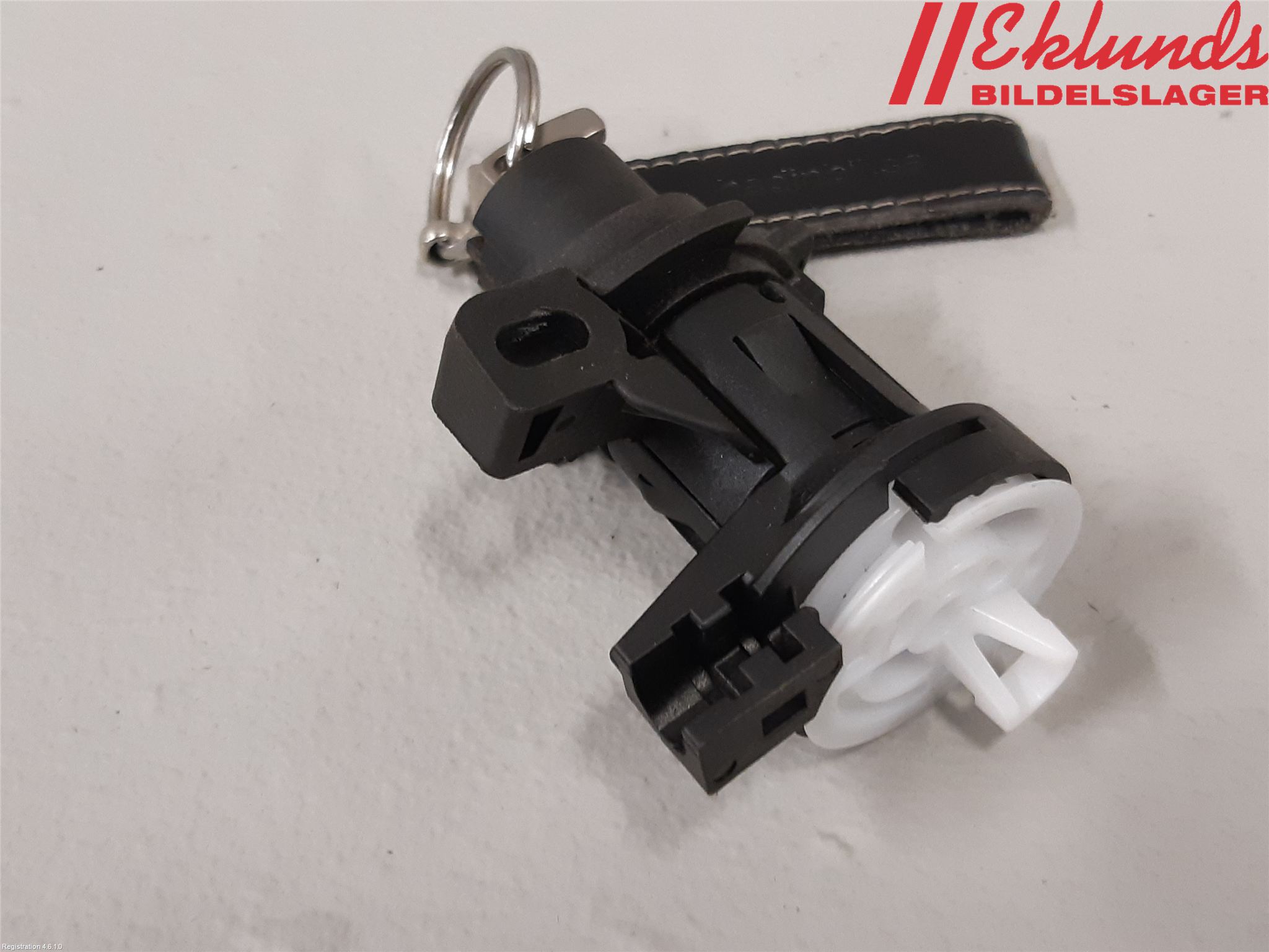 Mercedes-Benz MB E-KLASS (W212) 09-16 Lås-Bakluckelås