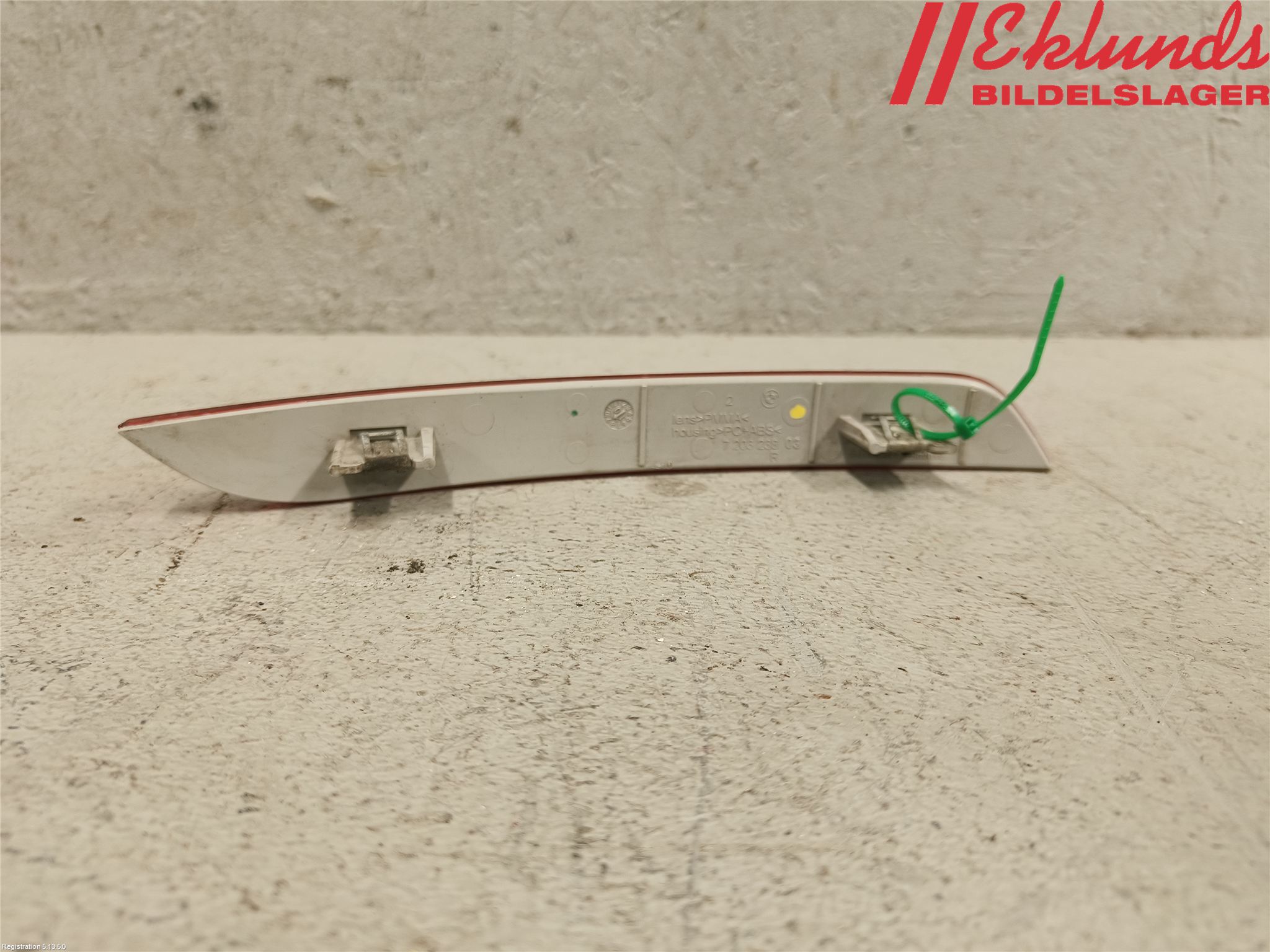 BMW 5 F10/F11/F18 09-17 Dimljus/Reflex Bak