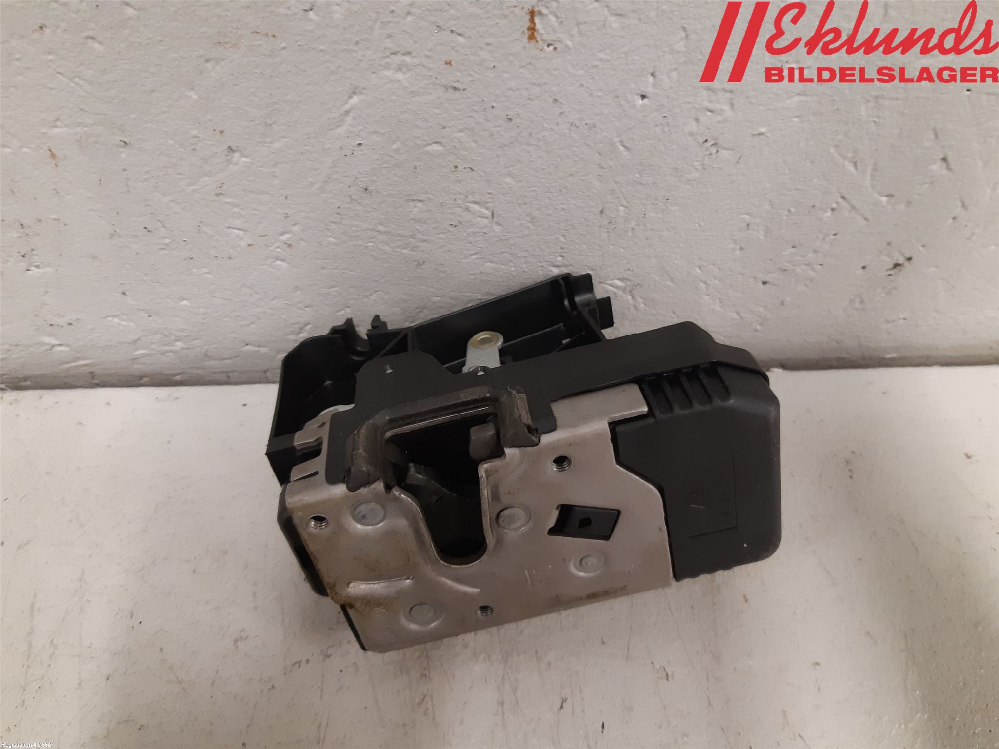 Opel VIVARO 01-14 Låskista-Dörrlås