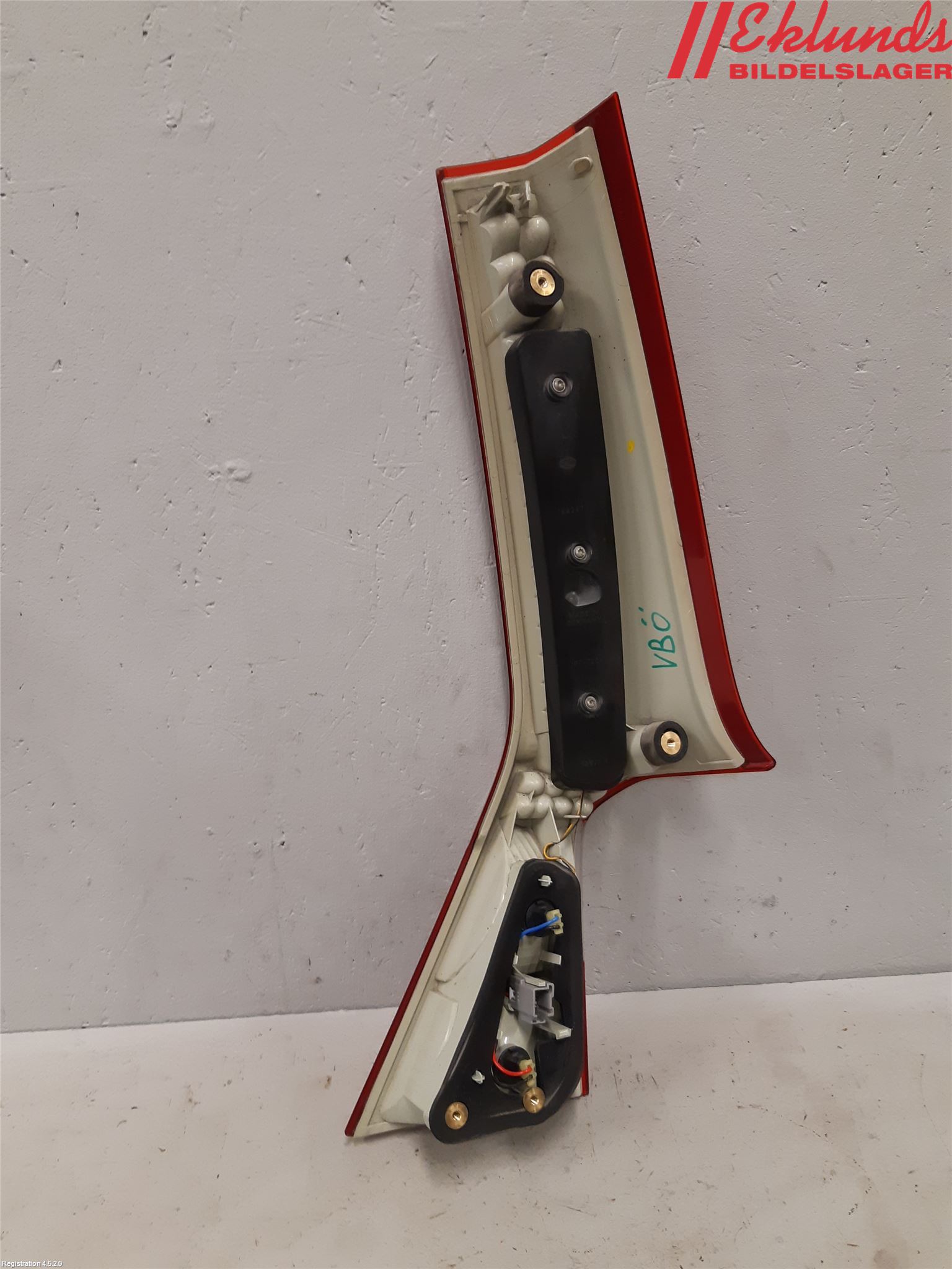 Volvo V70 08-13 Bakljus Lucka Vä