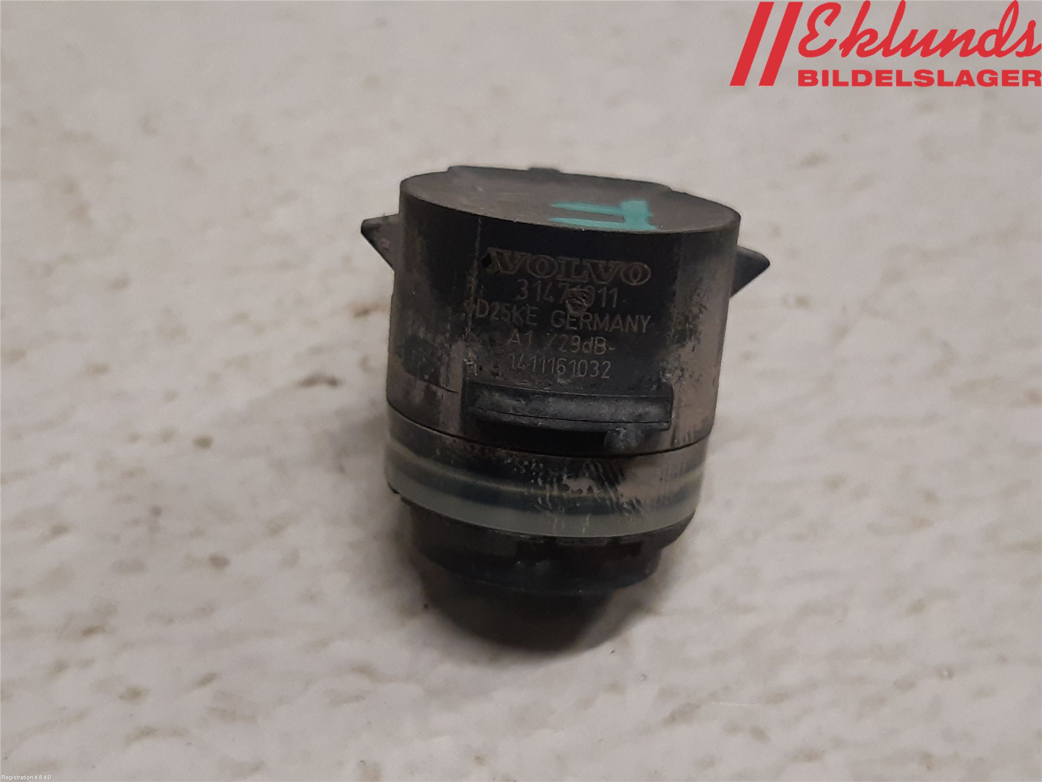 Volvo XC90/RECHARGE 16- Parkeringshjälp Frontsensor