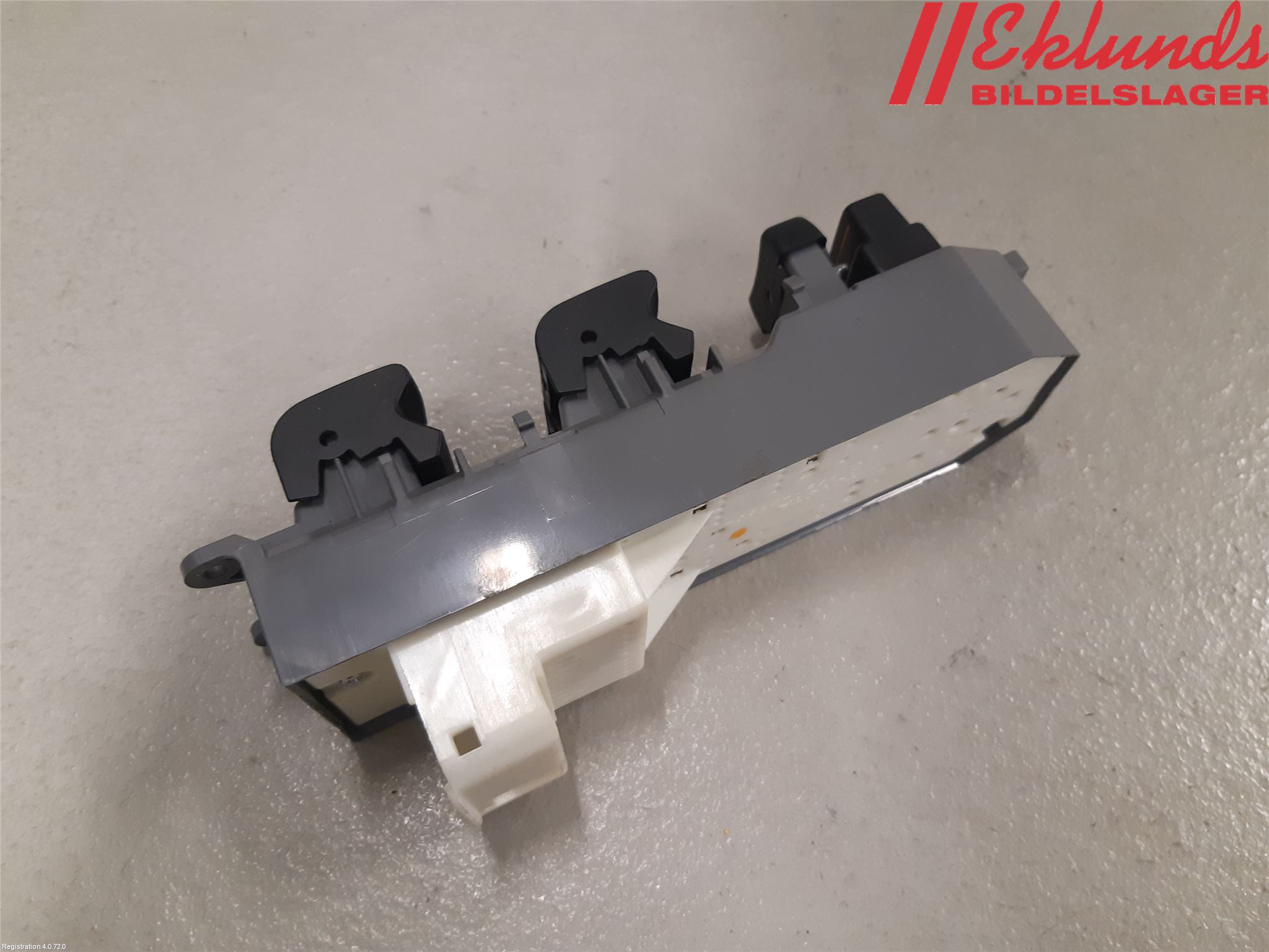 Toyota RAV4 13-18 Strömställare Elhiss