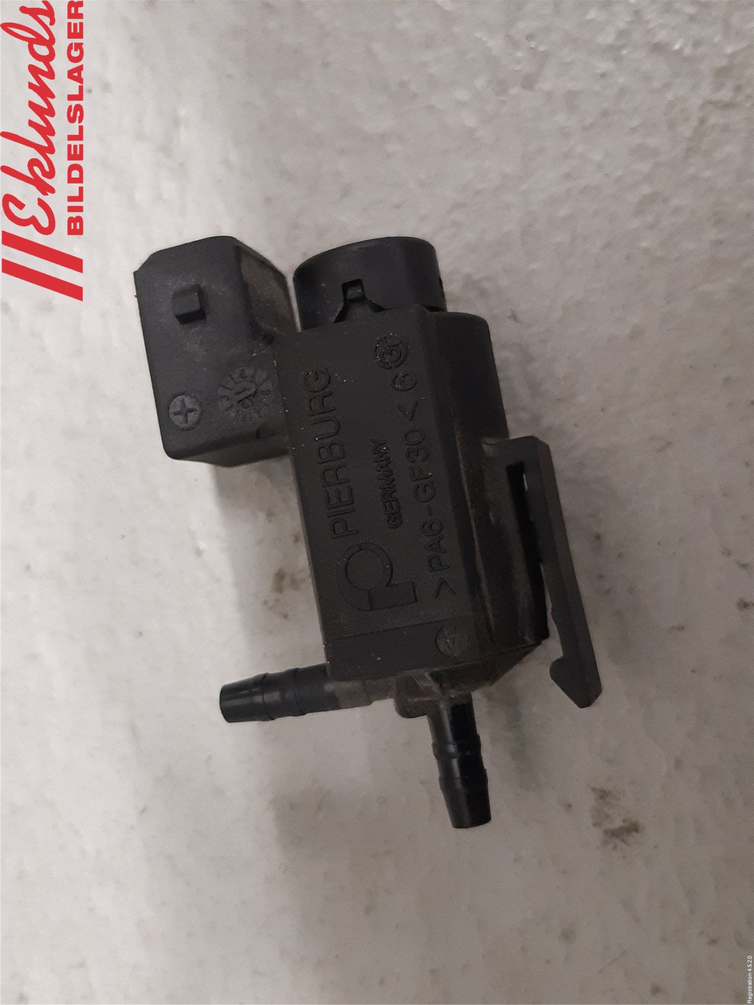 BMW 3 F30/F31/F80 12-19 Vakuumventil