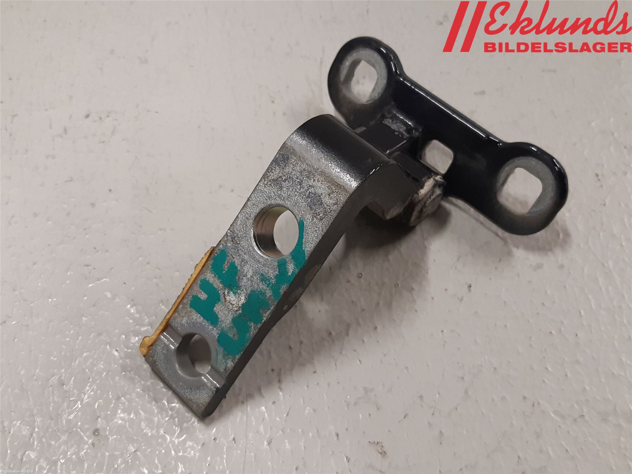 Volvo V90 17->> Dörrgångjärn