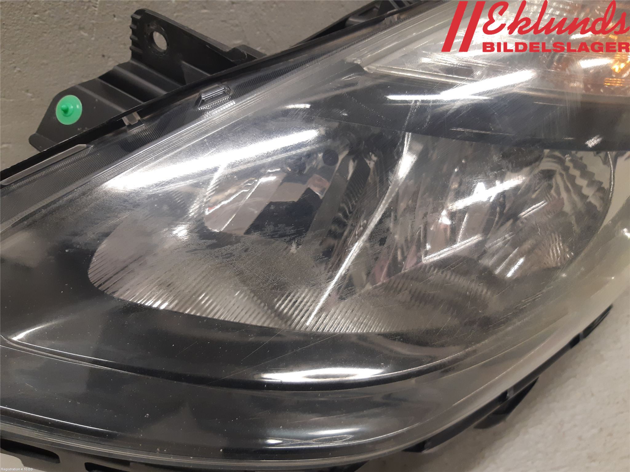 Renault CLIO III  09-12 Strålkastare Vänster