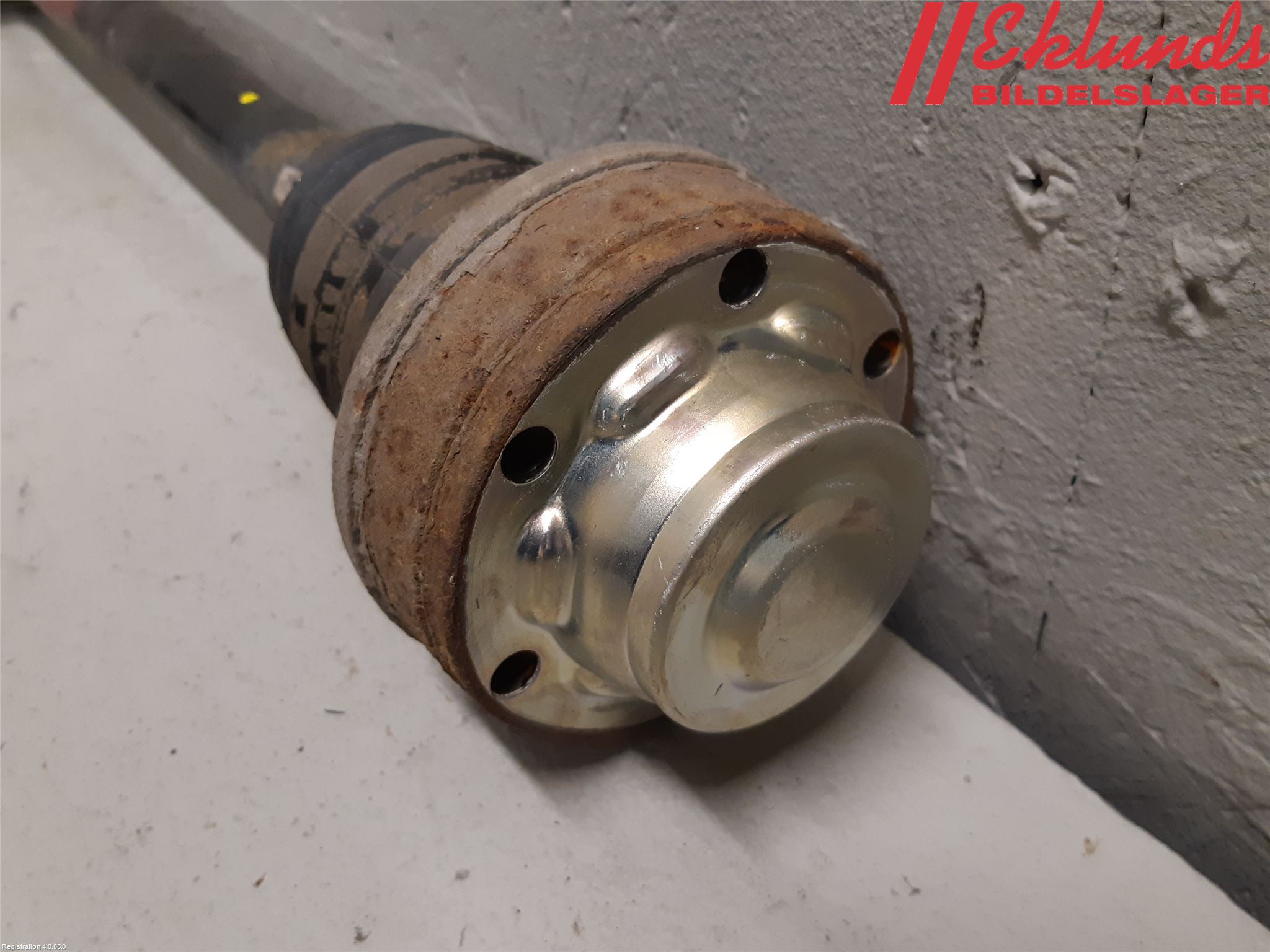 Skoda KODIAQ 17-24 Drivaxel Bak Vänster